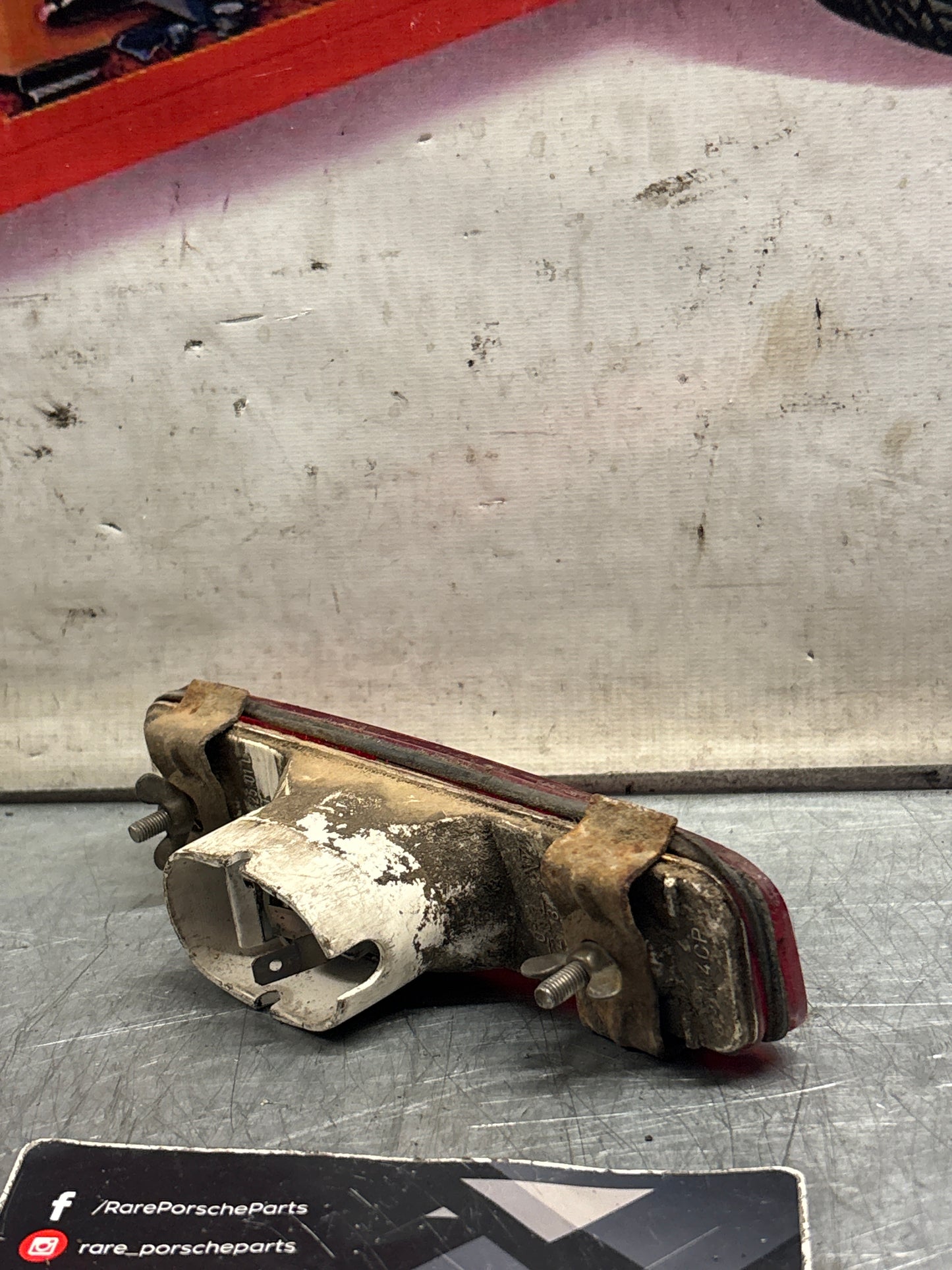 Porsche 928 rear left sidemarker, used 92863142501