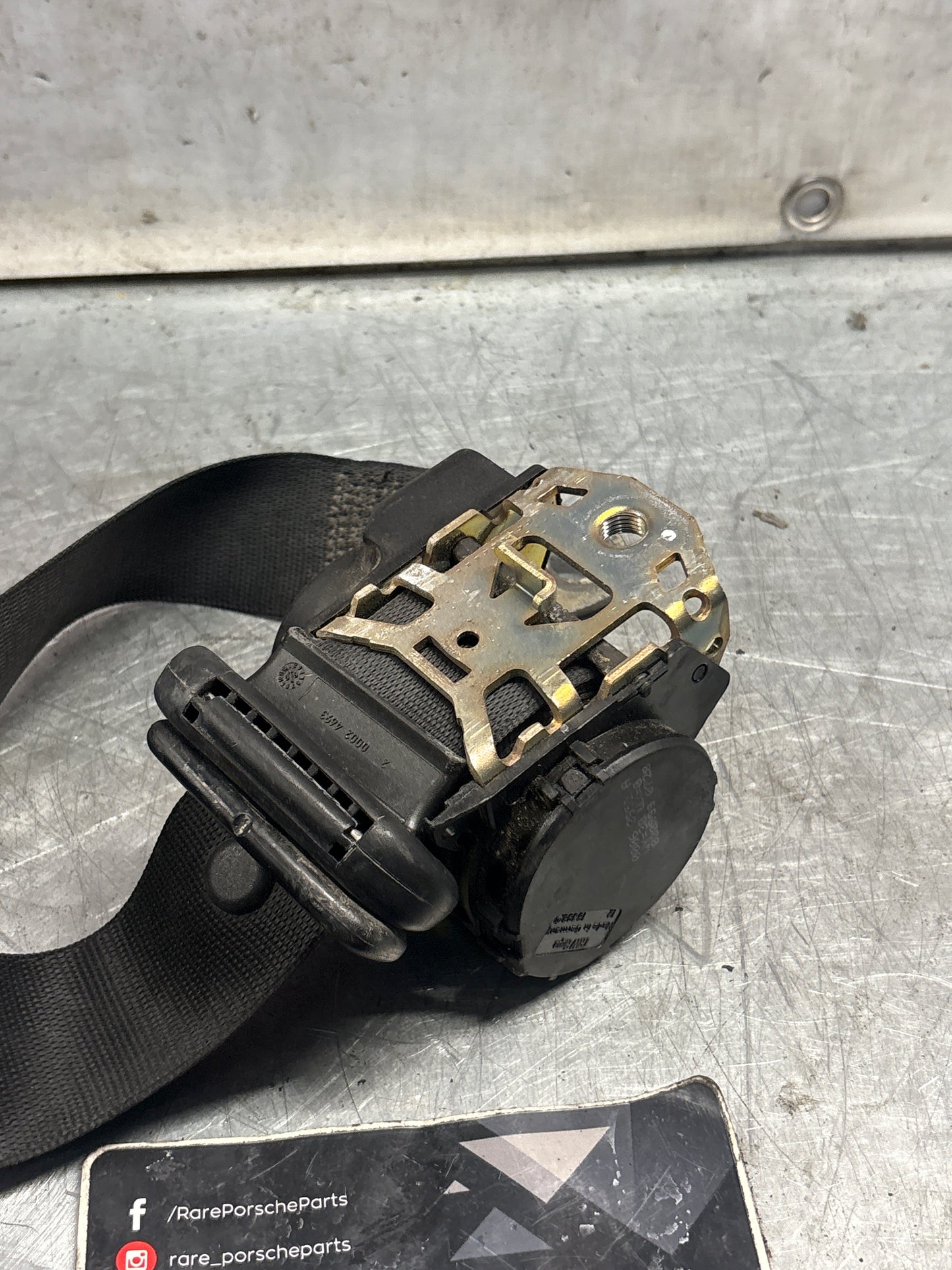 Porsche 911 996 rear right seatbelt, used 99680303603