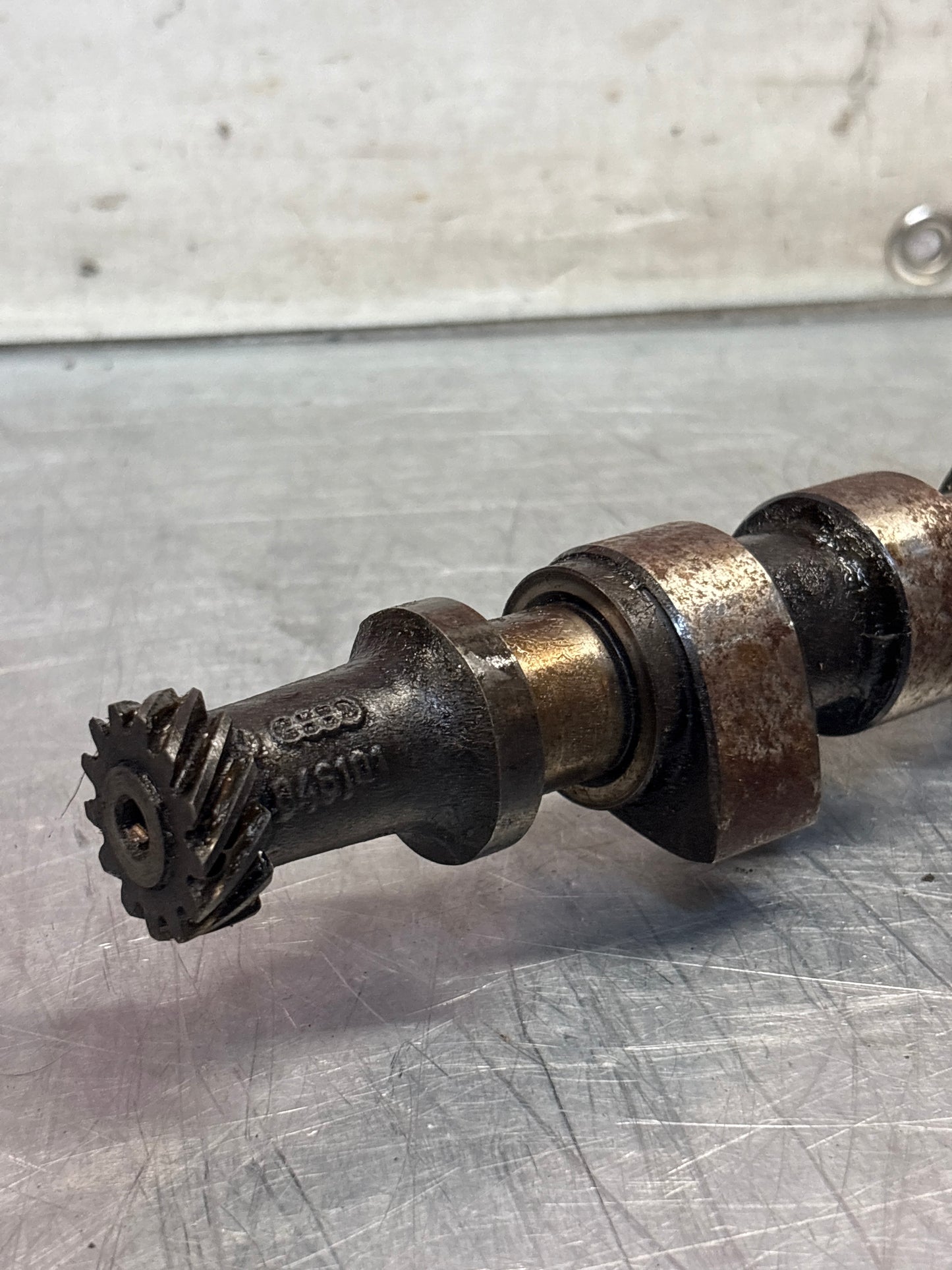 Porsche 924 / 924 Turbo camshaft 046109021 used