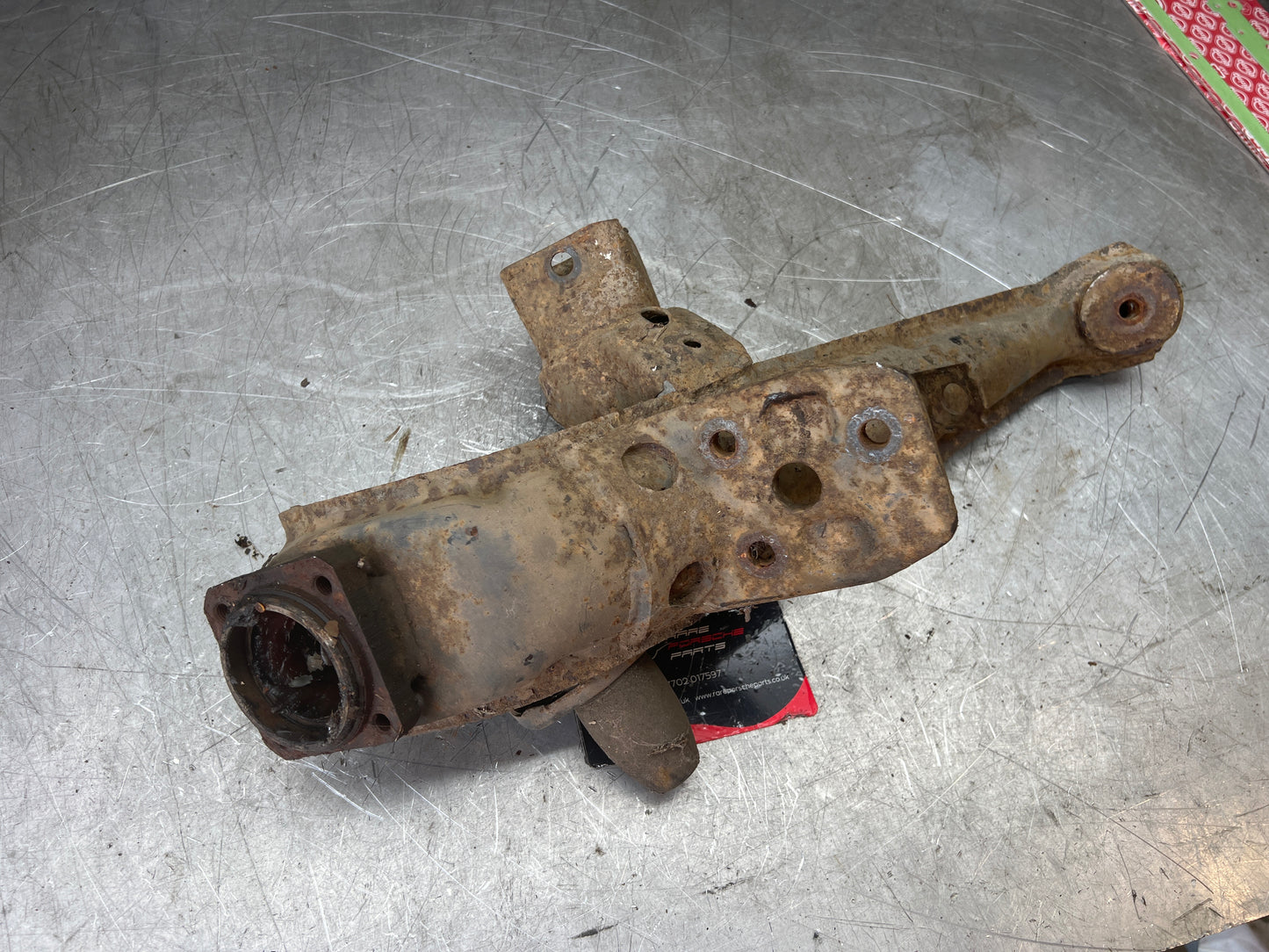 Porsche 924 944  -85.5 Rear left trailing arm, 94433102100