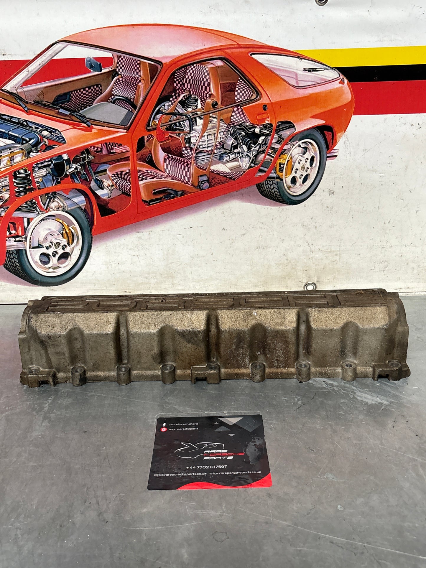 Porsche 928 S2 Cam Carrier 9281052511R used bare unit