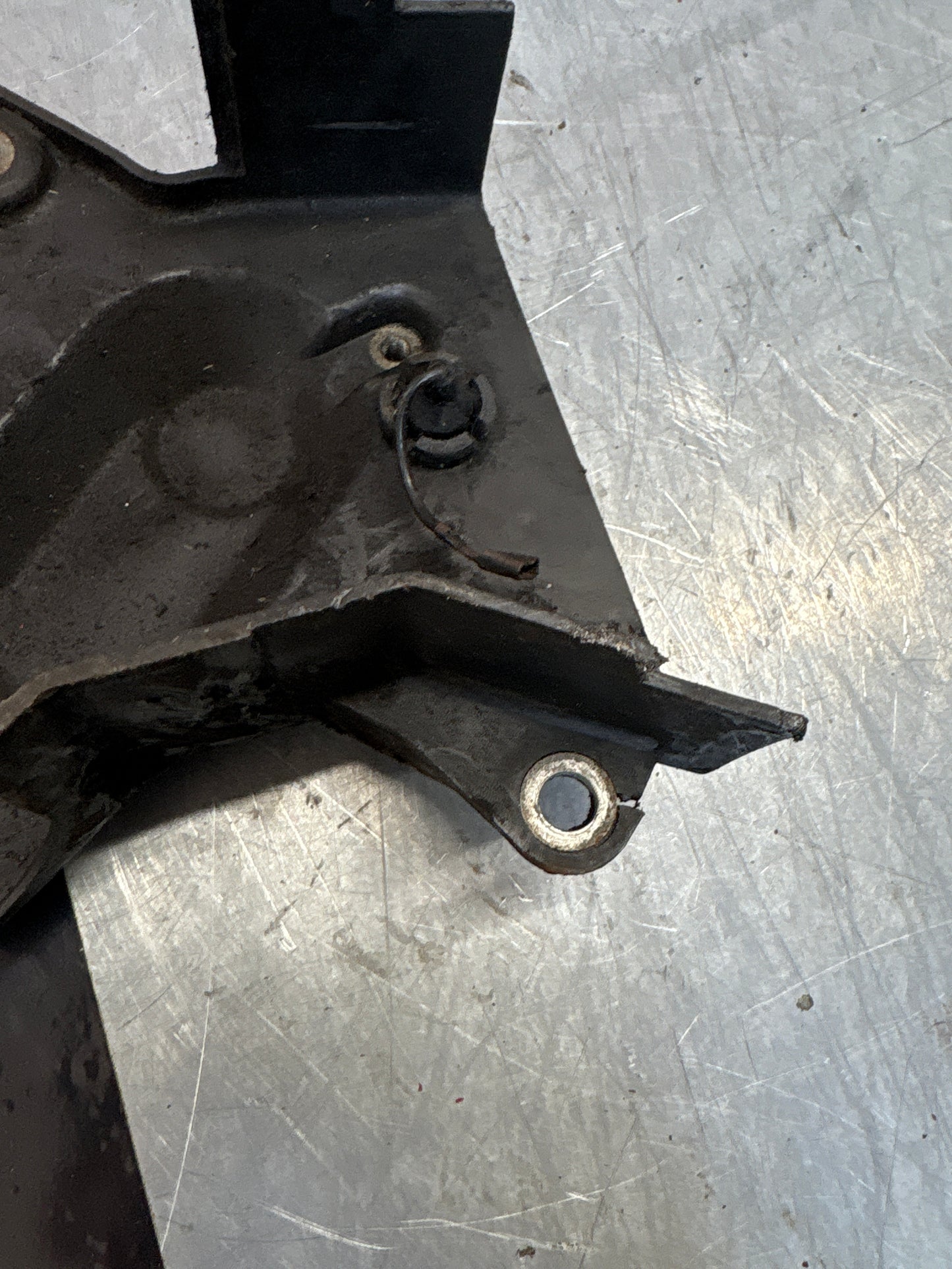 Porsche 928 central cam belt cover, used 92810514404