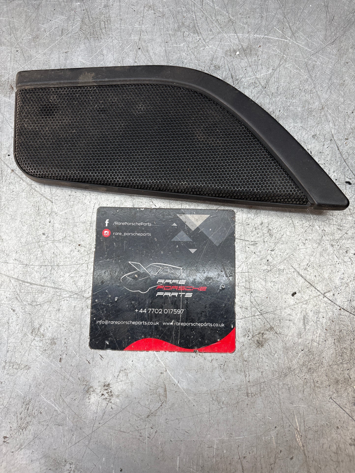 Porsche 944 left side loudspeaker, used, 94464504500 / 94464542700