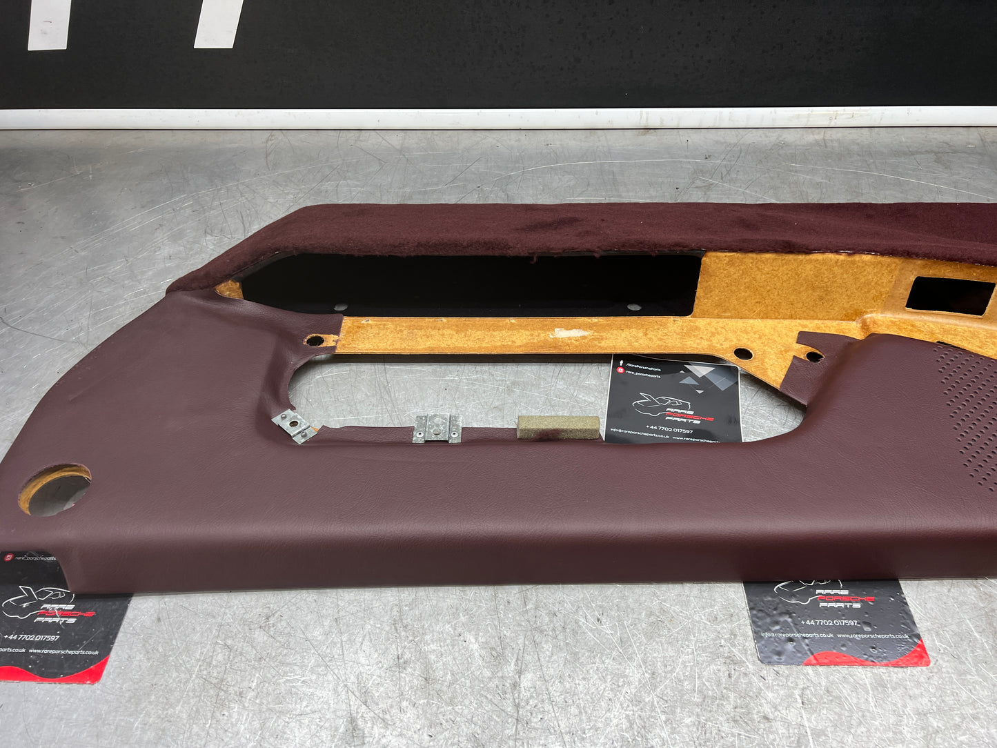 Porsche 928 Right side door card, burgundy, 92855522600 NOS