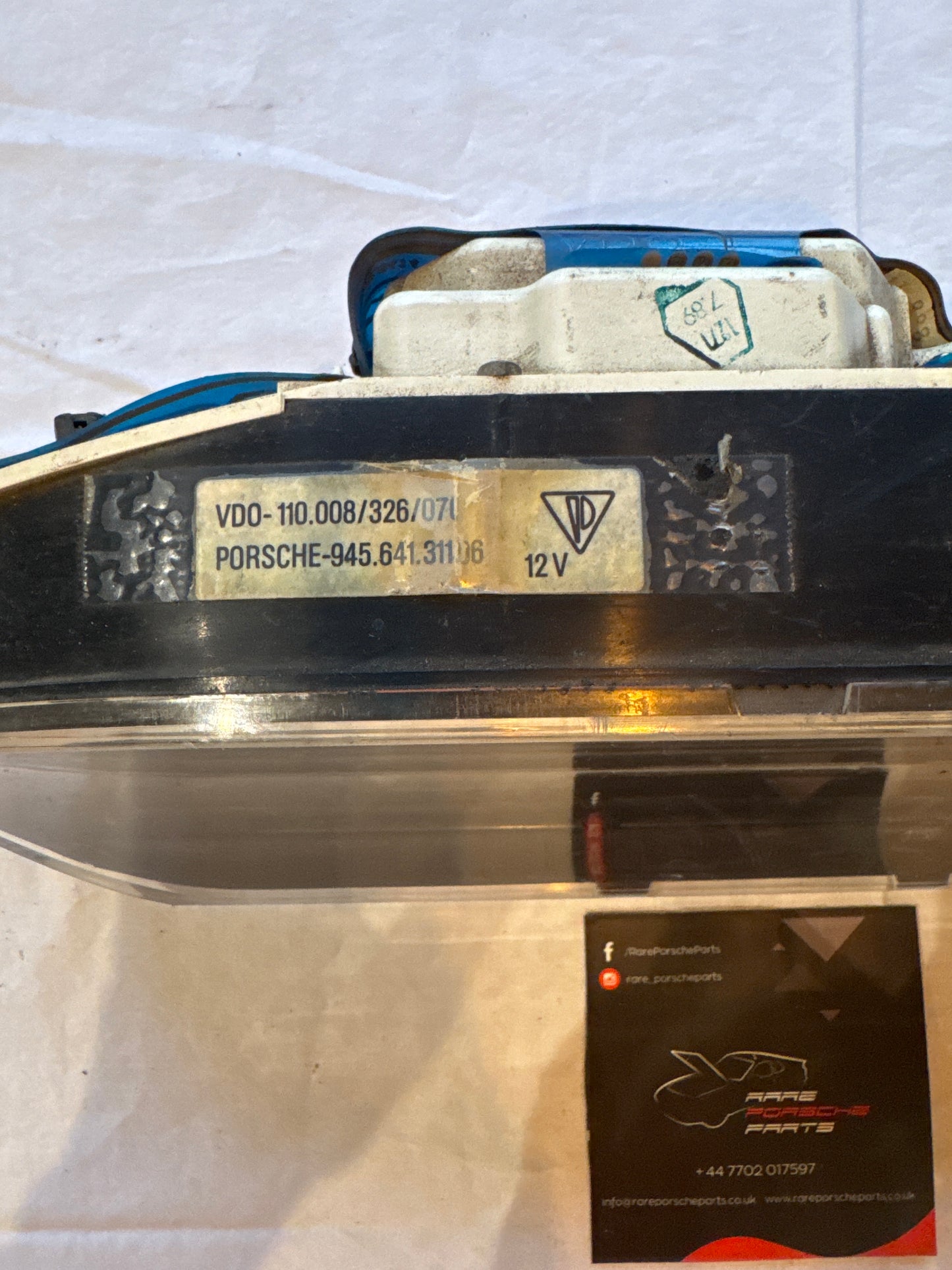 Porsche 944 dash clock binnacle pod speedometer, 94564131106 used 038760 miles plastic screen has some small scratches