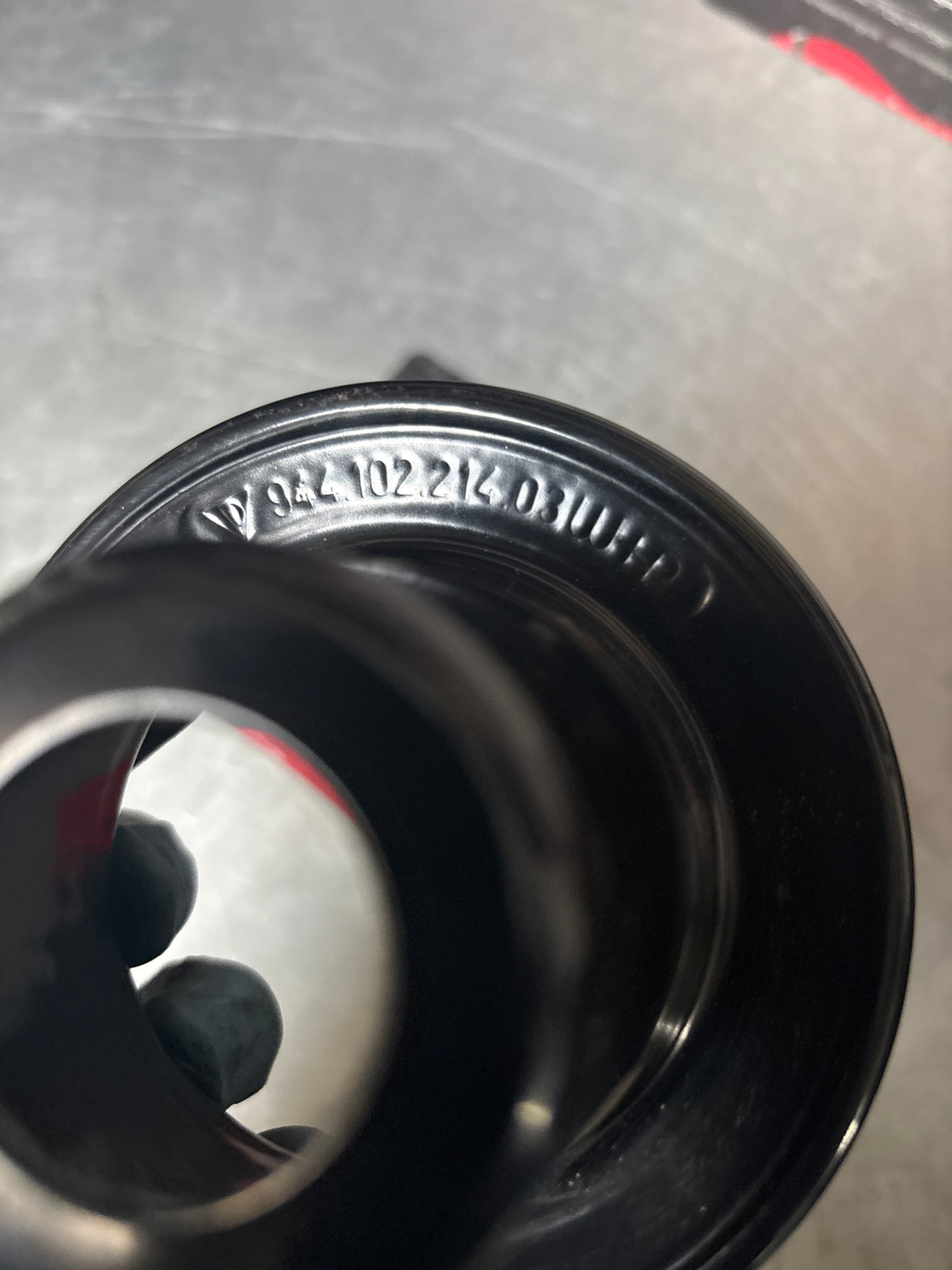 Porsche 944 S2 Engine pulley for power steering refurbished, powder coated 94410221403