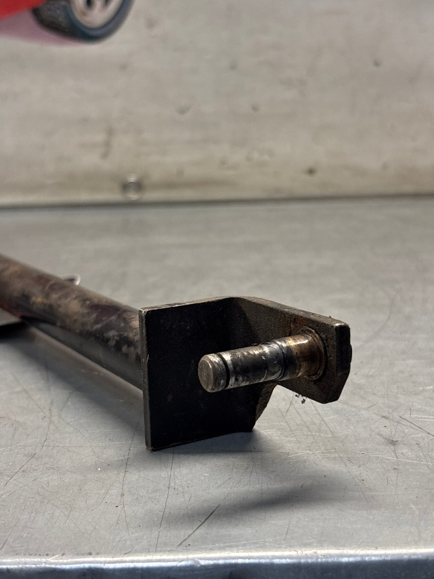 Porsche 928 manual gear shift rod, longer verson -1981, used, 92842402801