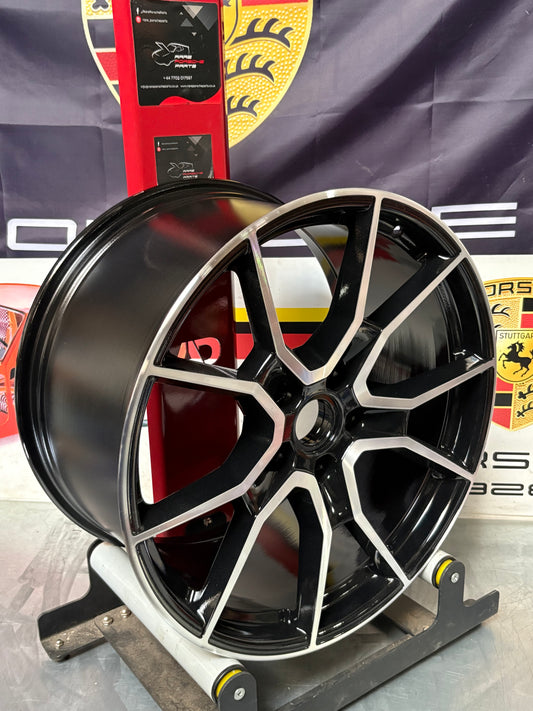 Porsche Taycan GTS 11.5Jx21” ET66 alloy wheel, 9J1601025BD, very nice condition, used