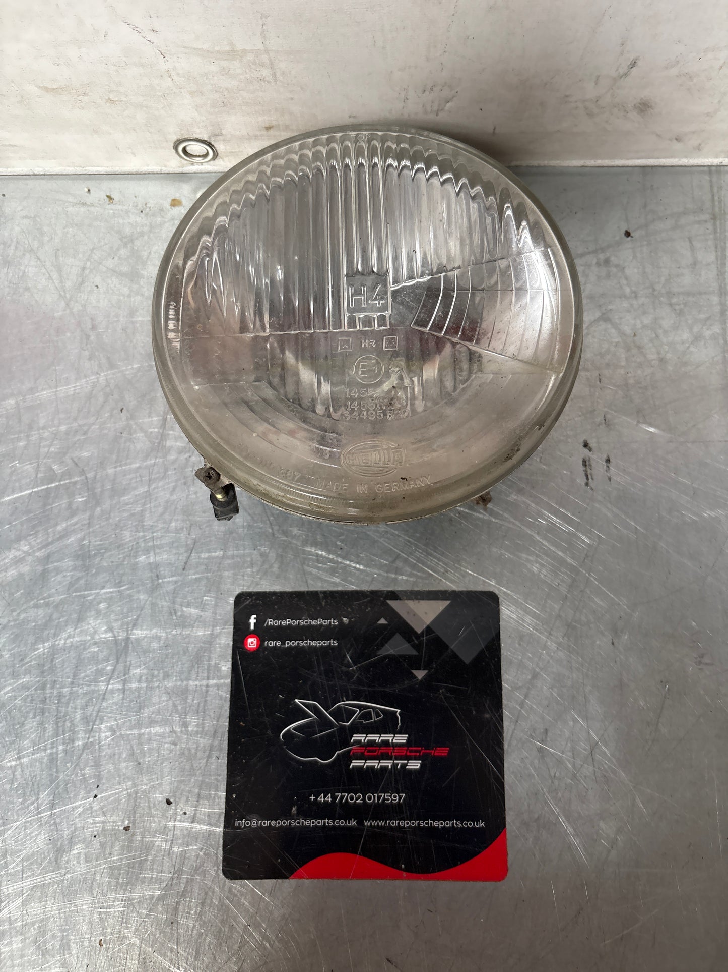 Porsche 924 944 Hella h4 headlight, LHD used 477941771 7R0114551 / 0234495 / 0214551