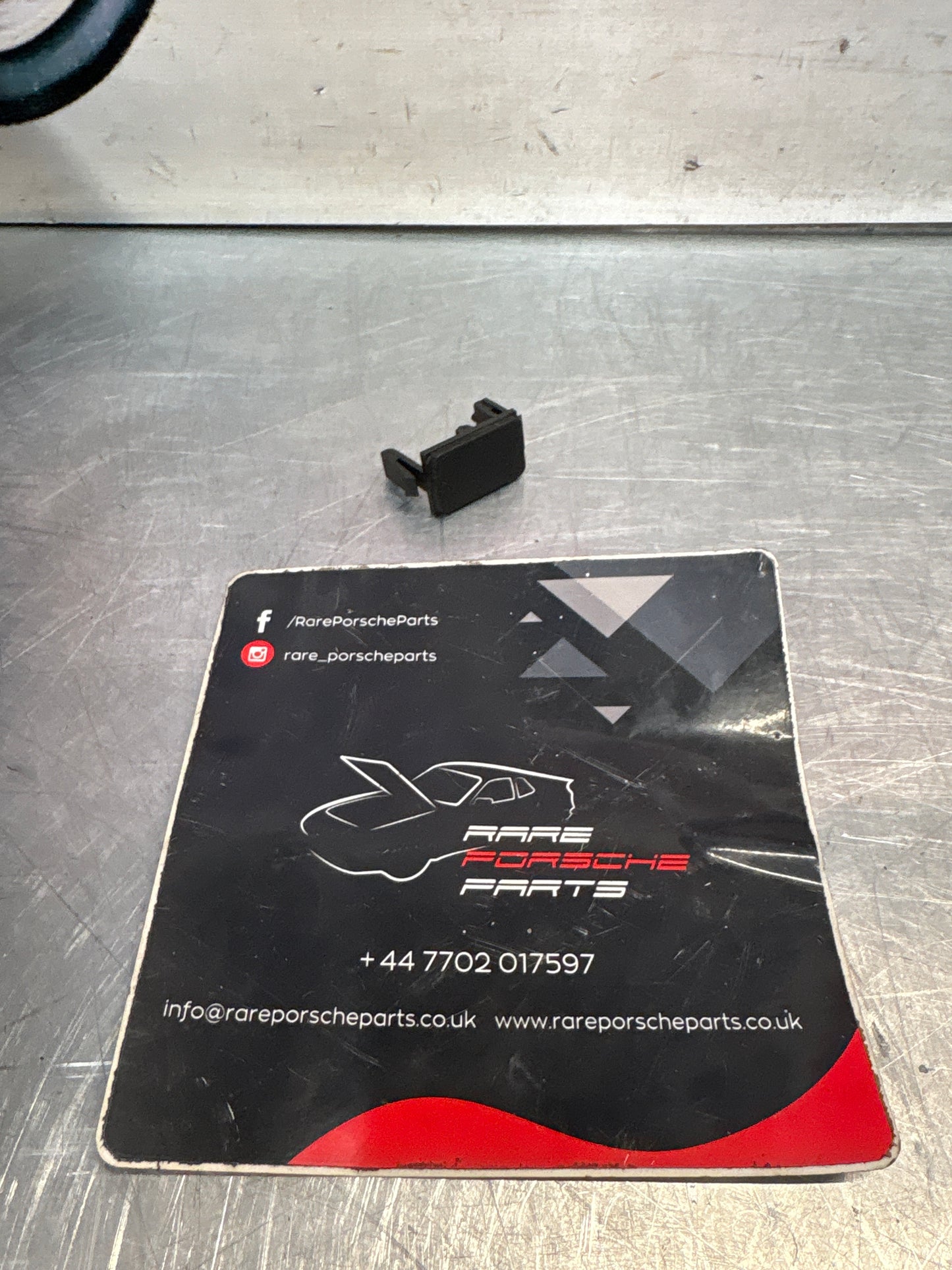 Porsche 944 switch cover, used 95161325500