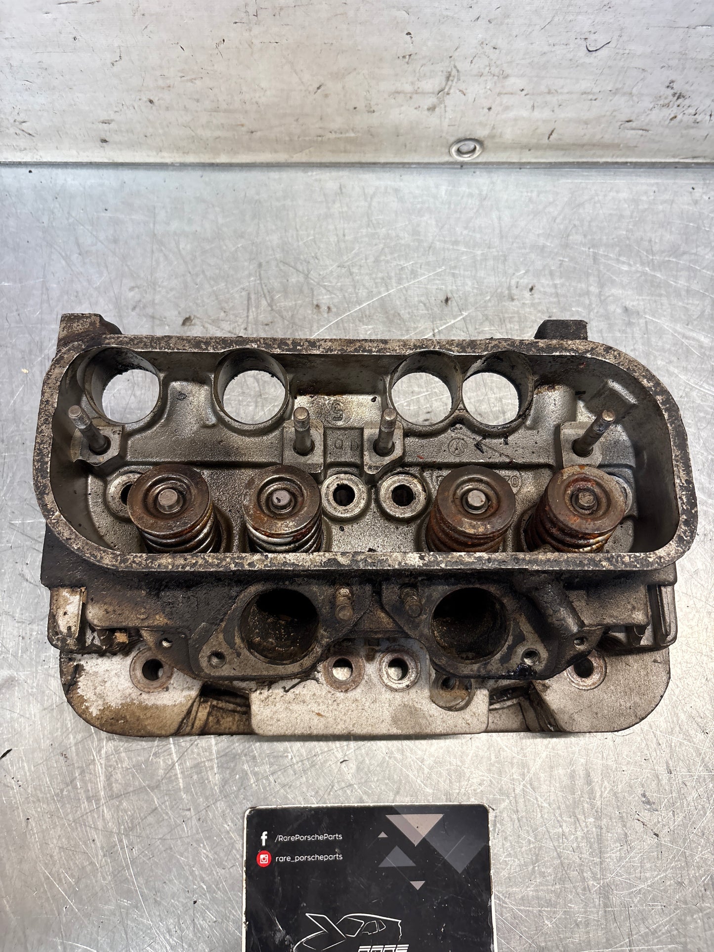 Porsche 914, cylinder head, right side, used 021101371Q