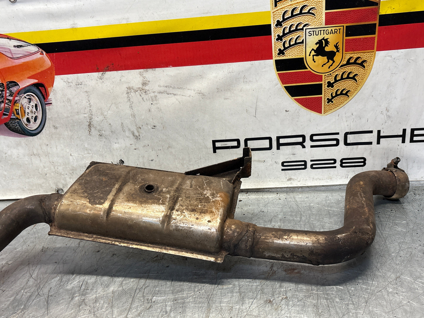 Porsche 928 S4 left middle silencer, used 92811109303