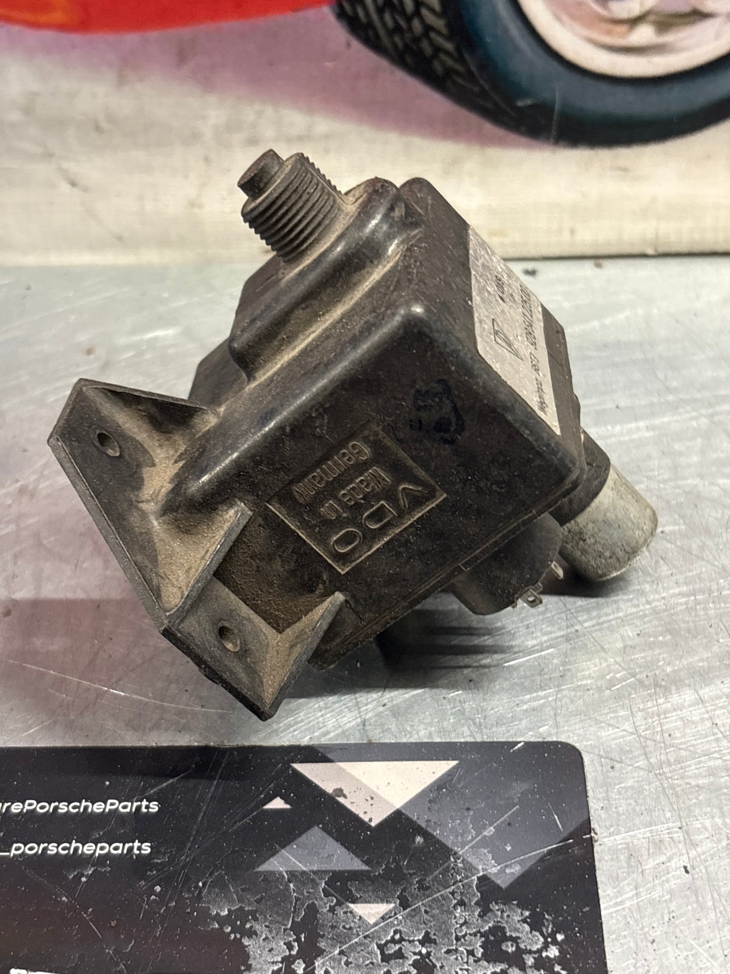 Porsche 928 catalytic converter reset counter switch, used 92864122500