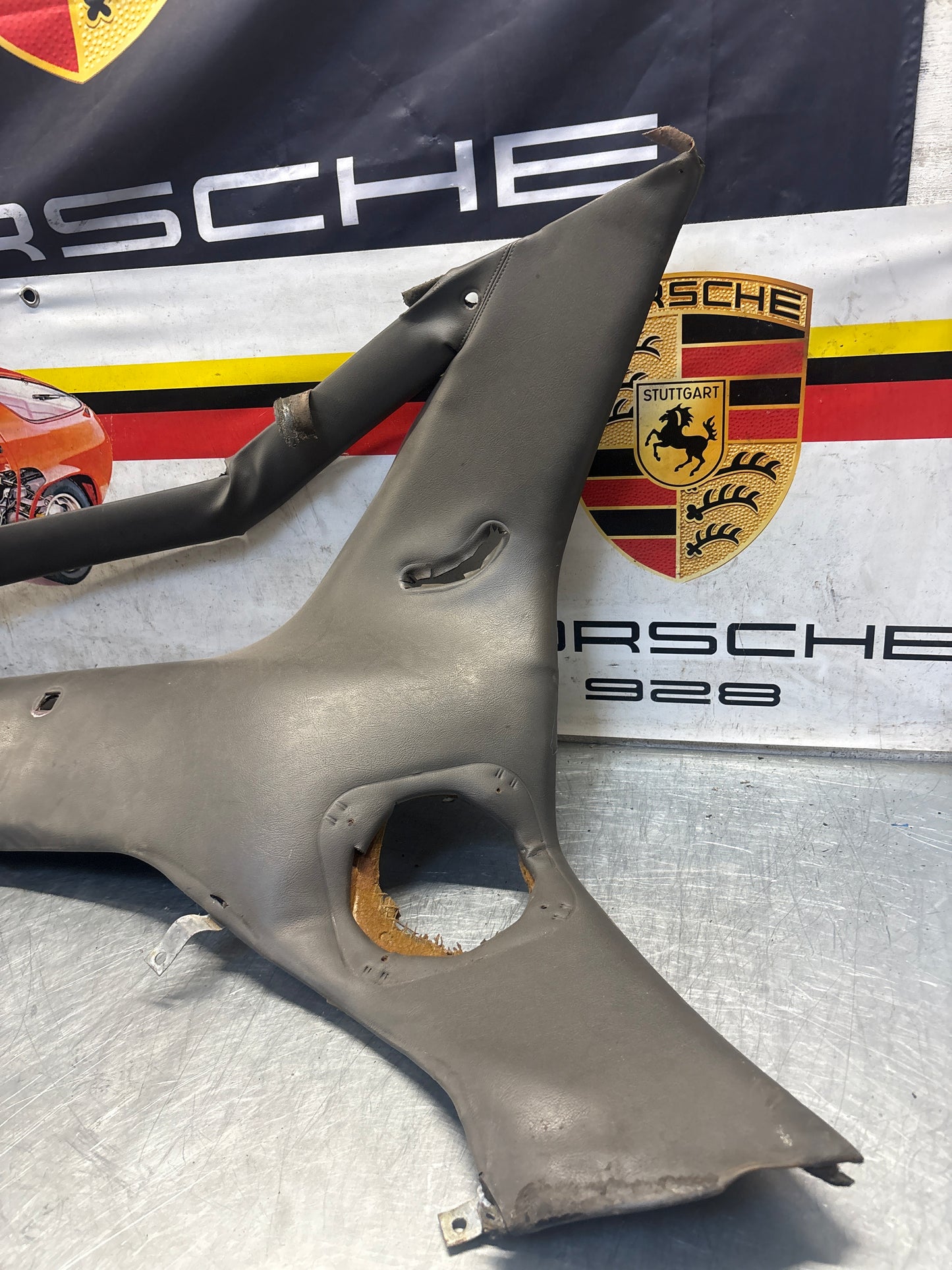 Porsche 928 left side lower side trim panel, grey used 92855502157