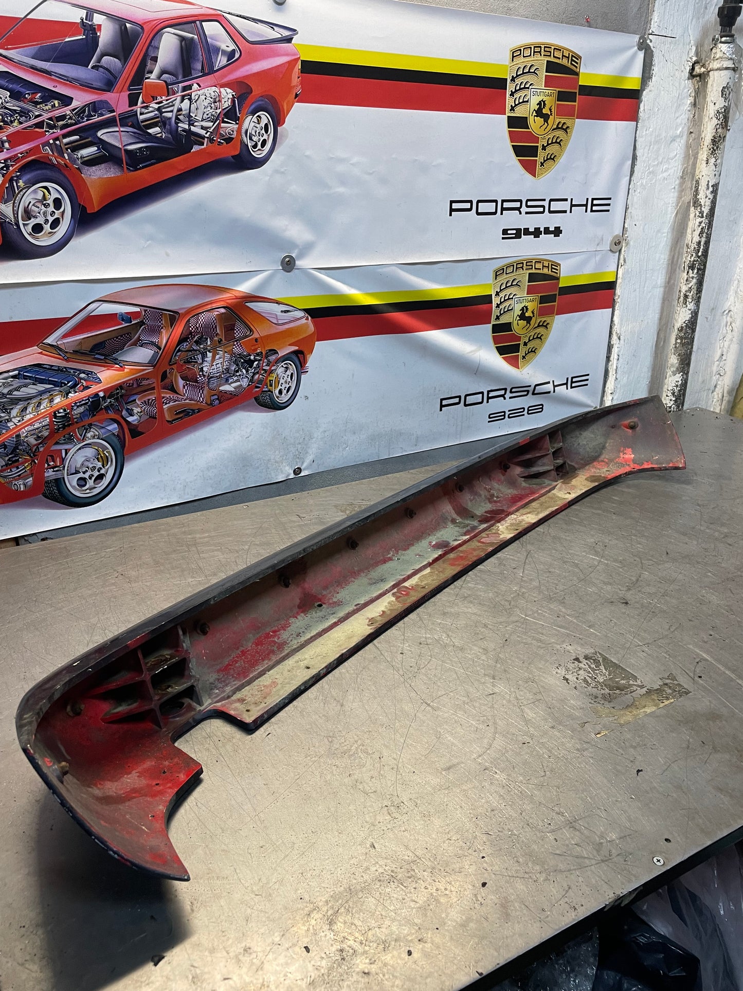 Porsche 924/924S rear bumper, used 477807313