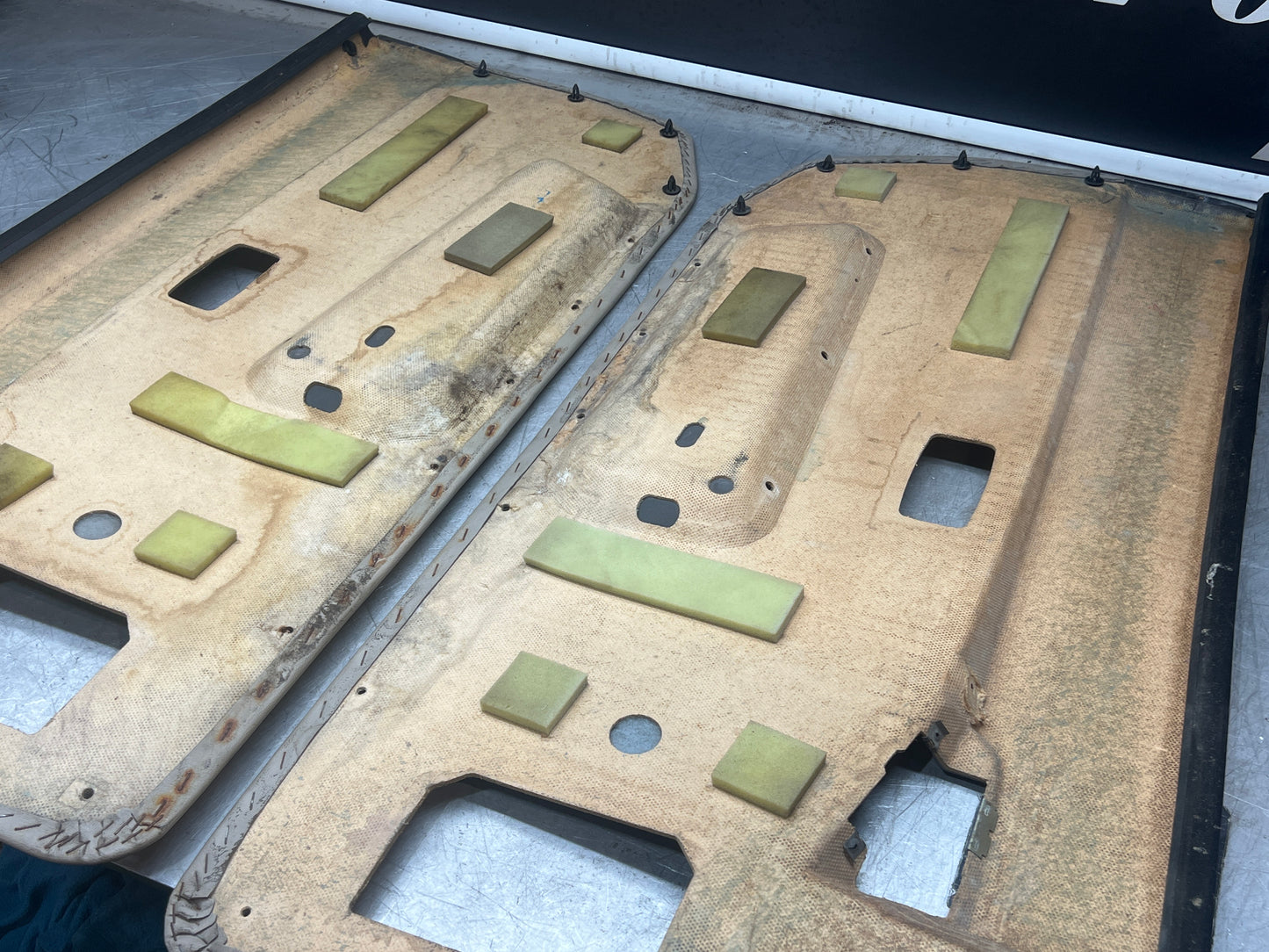 Pair Of Porsche 944 black / cream / white door cards 94455501701 94455501801 used, nice condition.