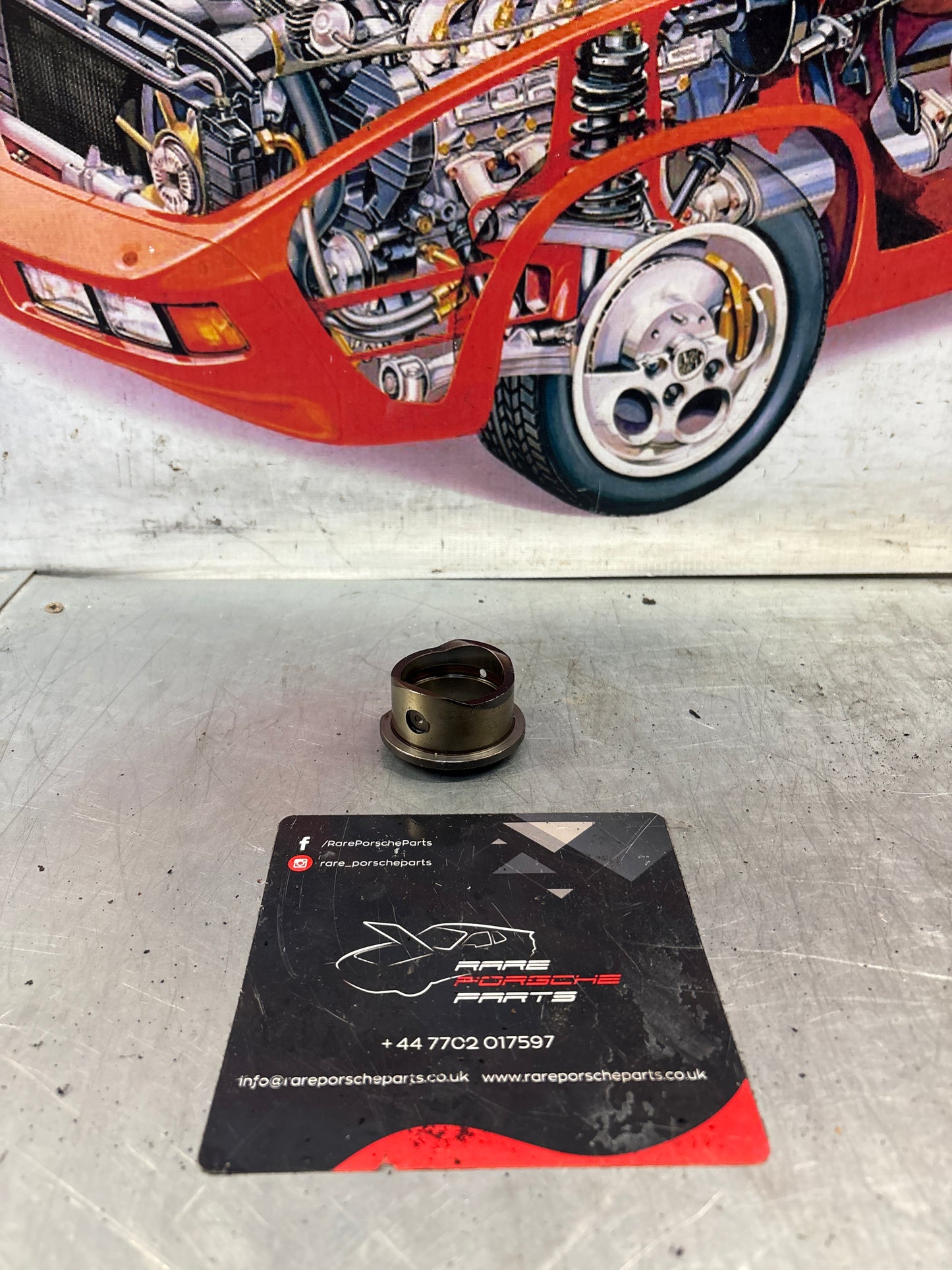 Porsche 928 Lifter Bushing, used, 92810520606