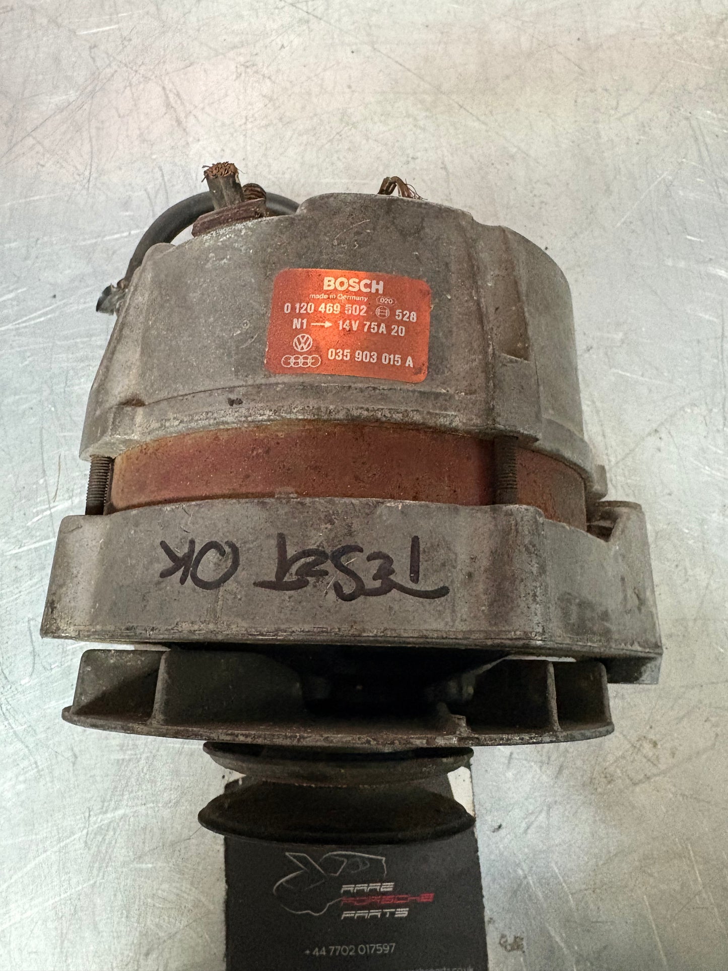 Porsche 924 Bosch alternator, 0120469502 / 528 used