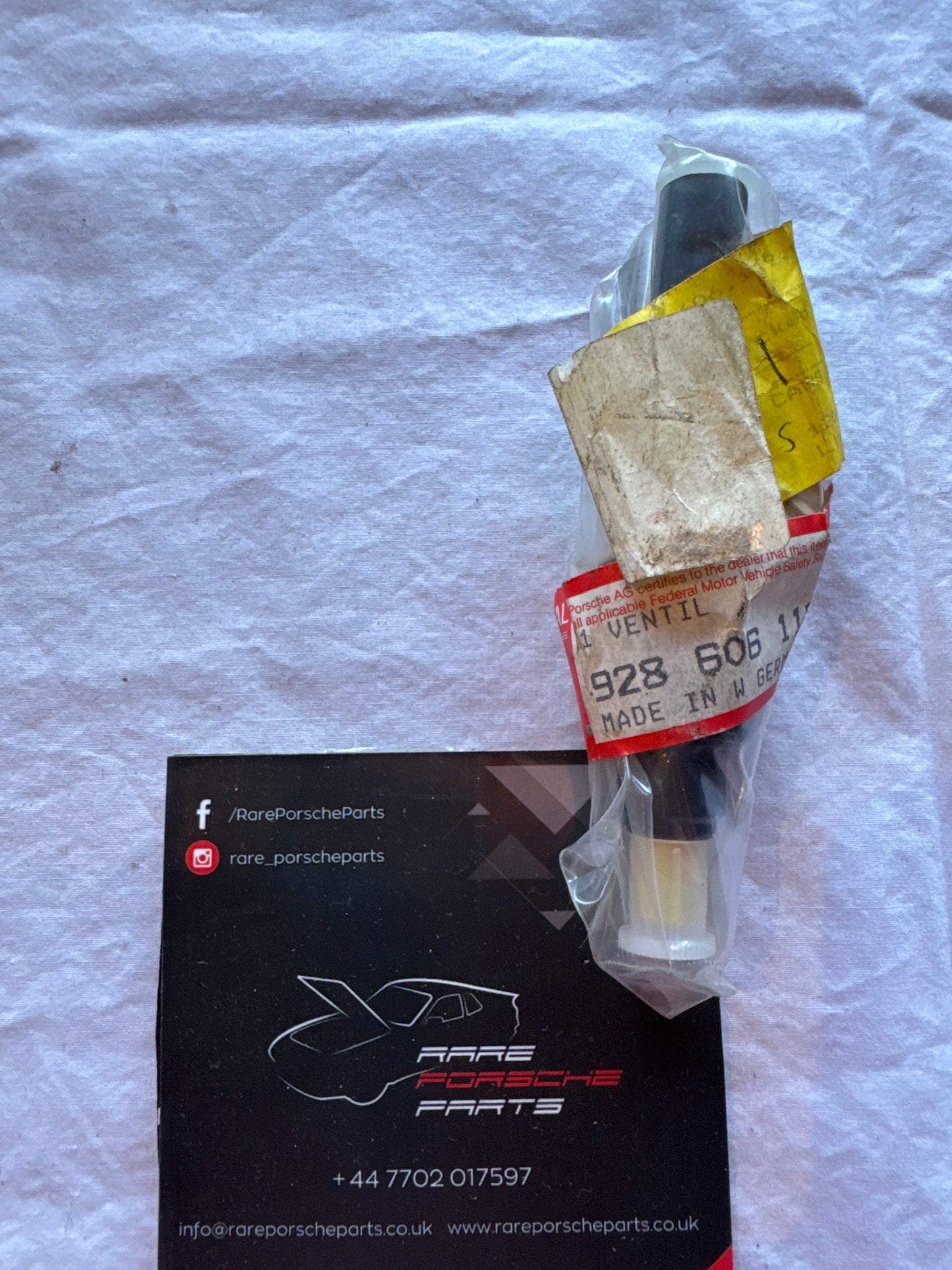 Porsche 928 injector valve 92860611900 NOS