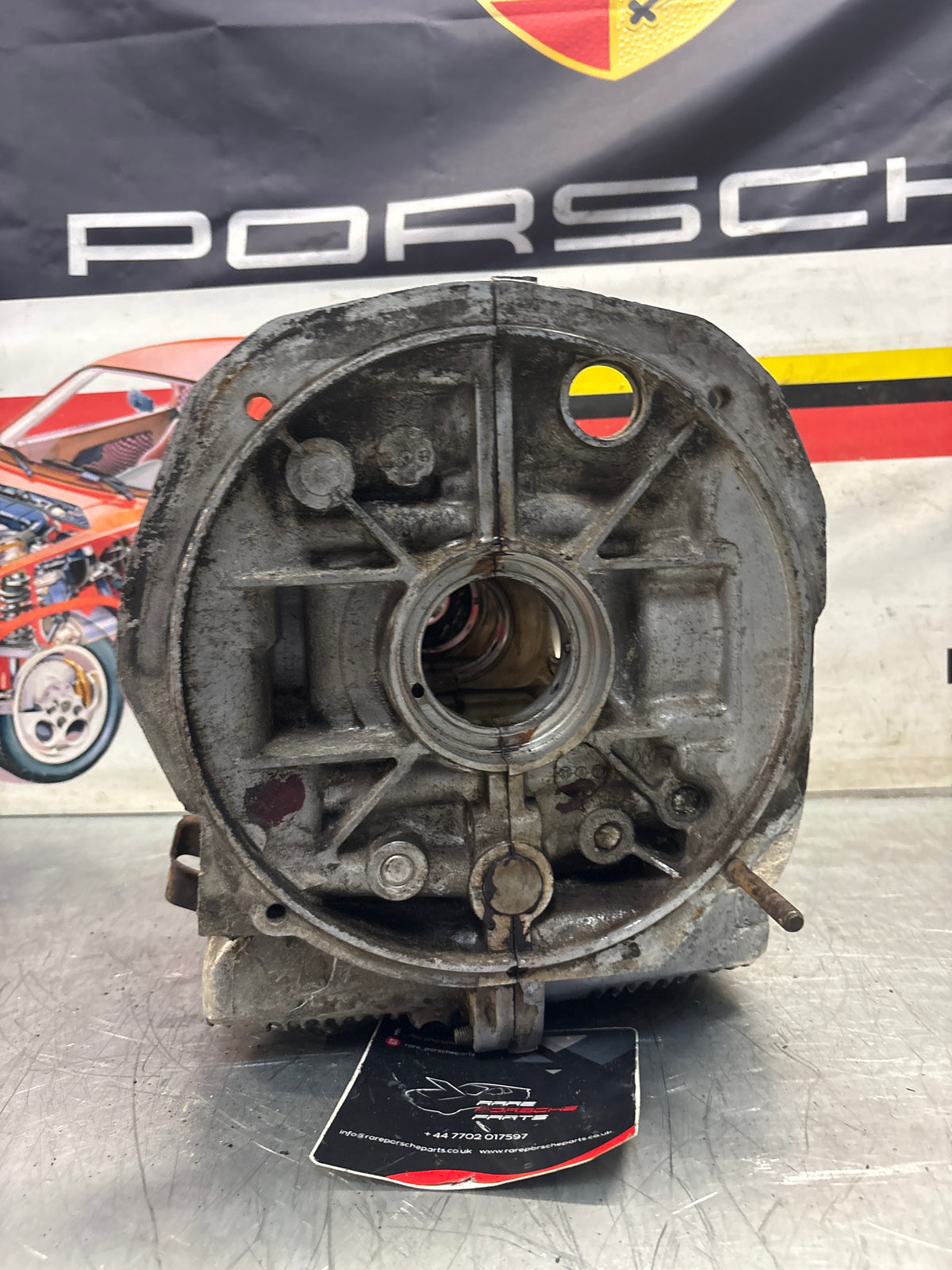 Porsche 914 1.7L engine case, used EA061528