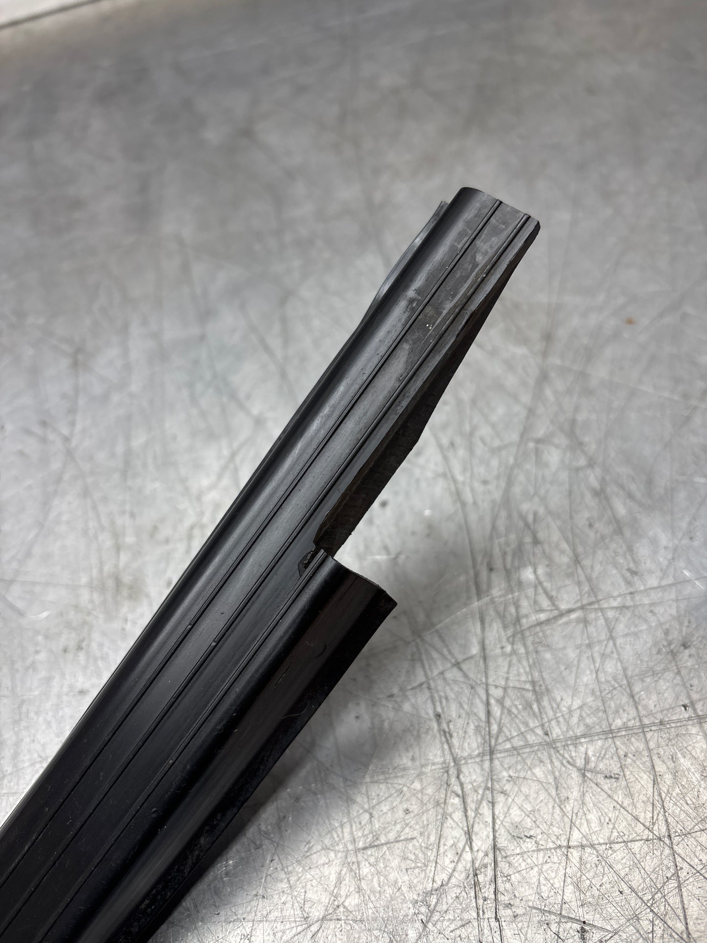 Porsche 944 85.5- left sill trim, scuff plate used 94455112100 cracked