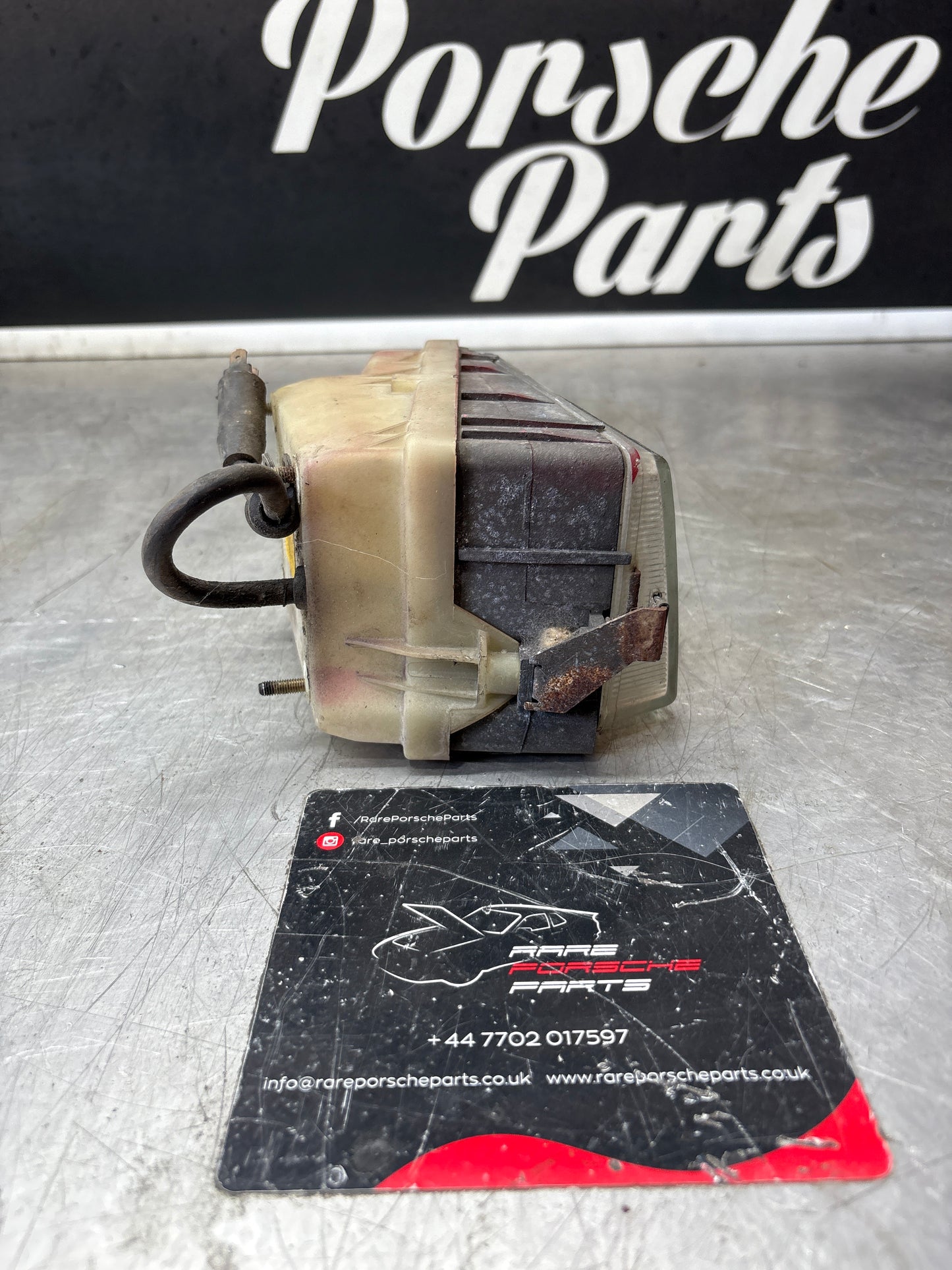 Porsche 928 Bosch headlight high beam, left 0306403001 / 92863141401