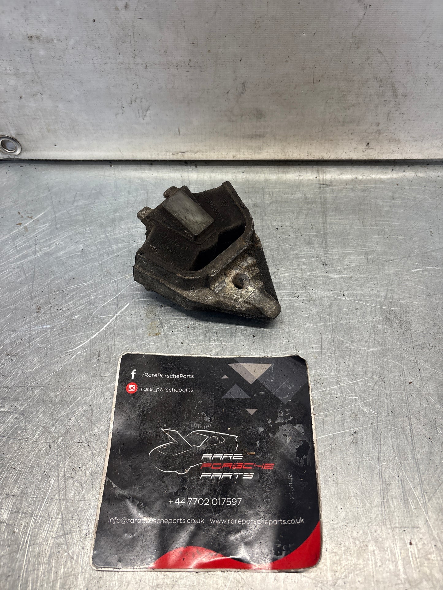 Porsche 928 transmission mount, used 92837504514