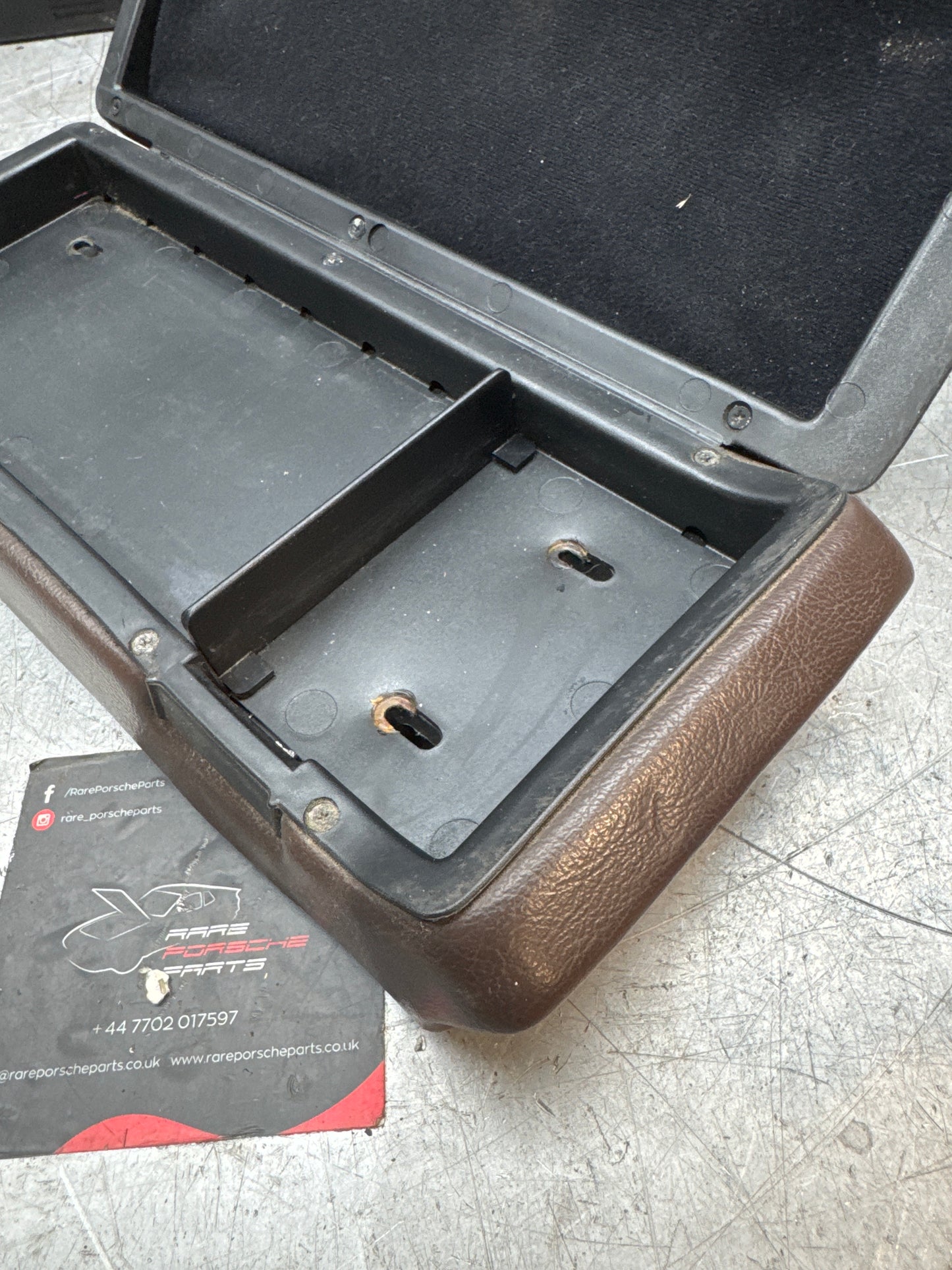 Porsche 944 924 centre console arm rest cassette brown. 478857059 spares or repair RHD