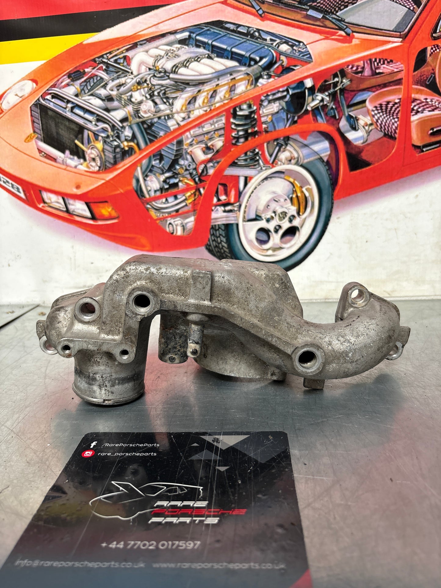 Porsche 928 85.5- thermostat housing, used 9281061651R