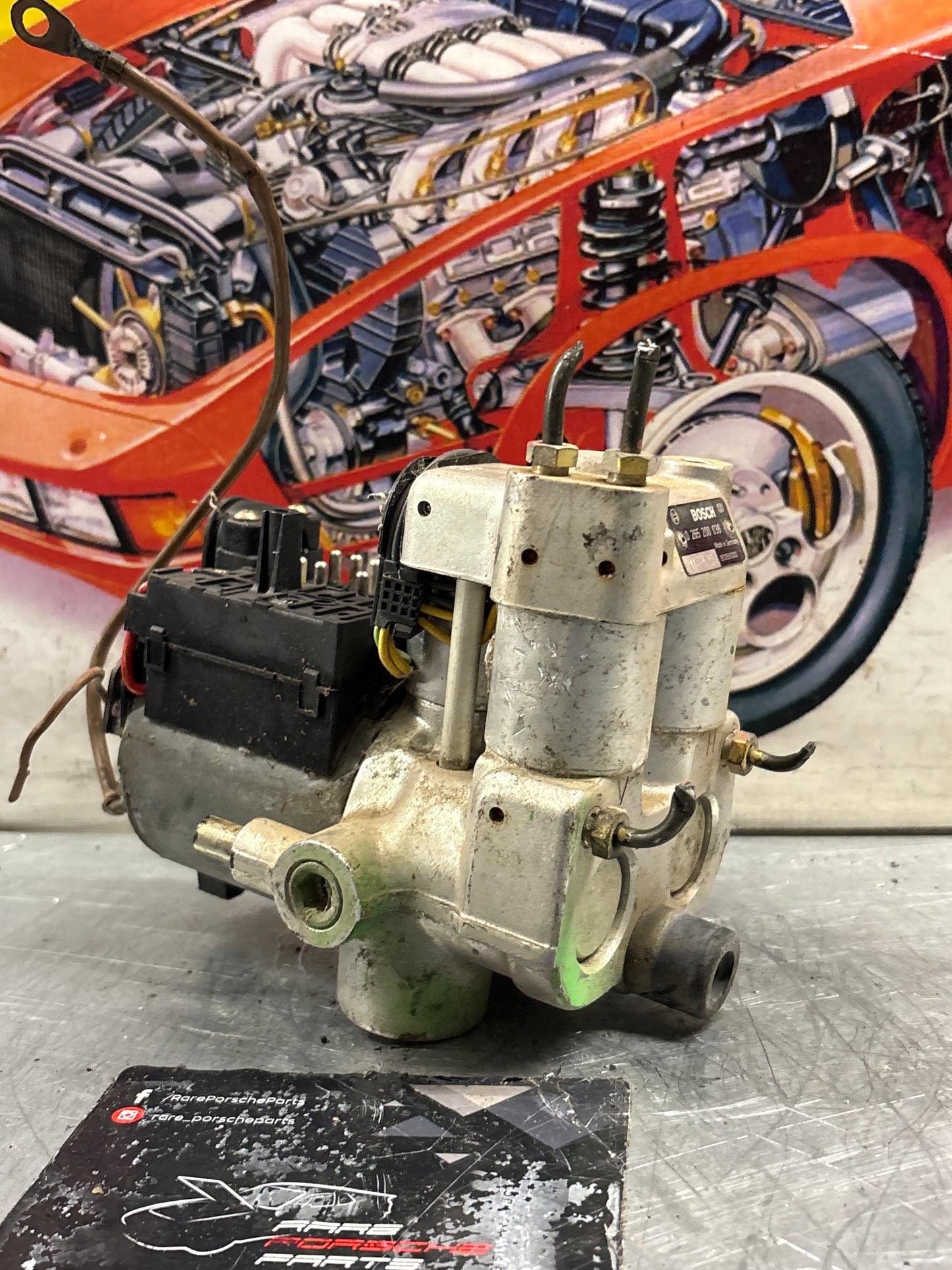 Porsche 944 Turbo Bosch ABS pump, used 0265200038 / 95135511303