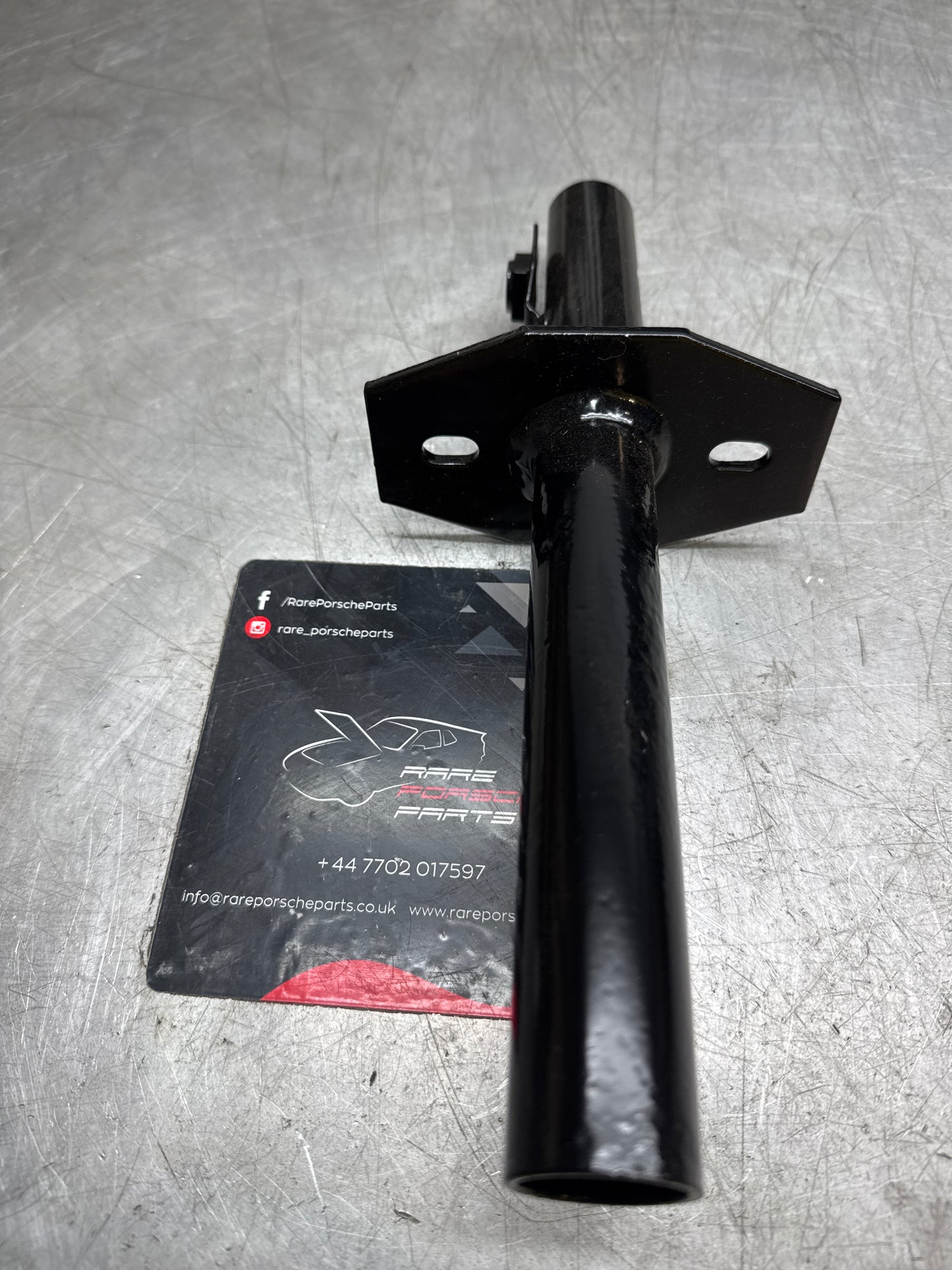 Porsche 944 O/S Driver Right front/rear Bumper Mounting Bracket 94450503901 refurbished