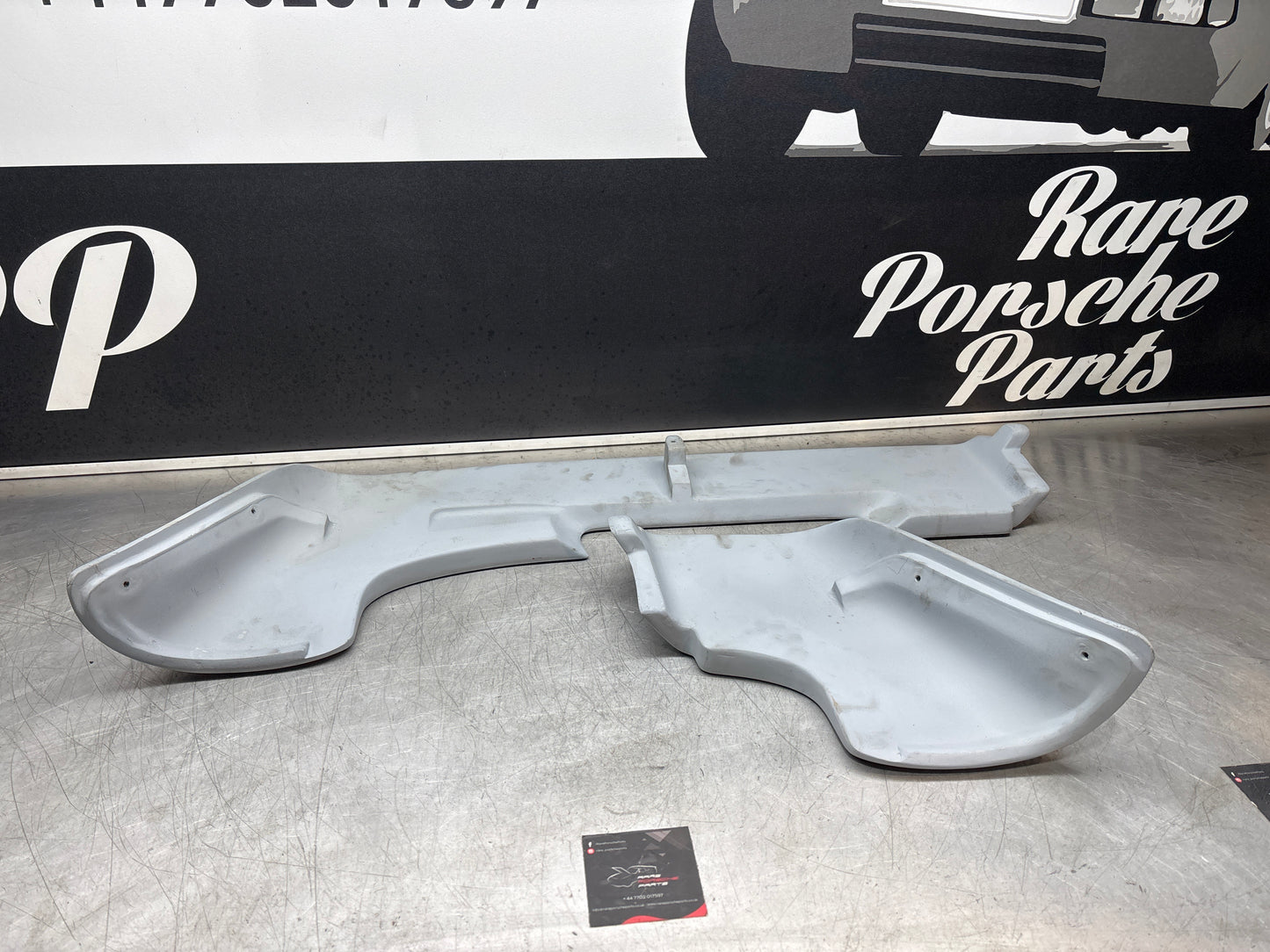 Porsche 944 lower rear spoiler / splitter / valance 95150405200 new  aftermarket!!!