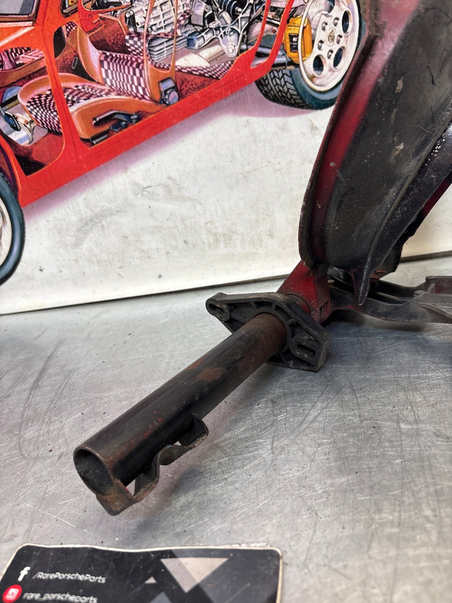 Porsche 928 right headlight swivel frame without bearing 92875024902 92875024302 used