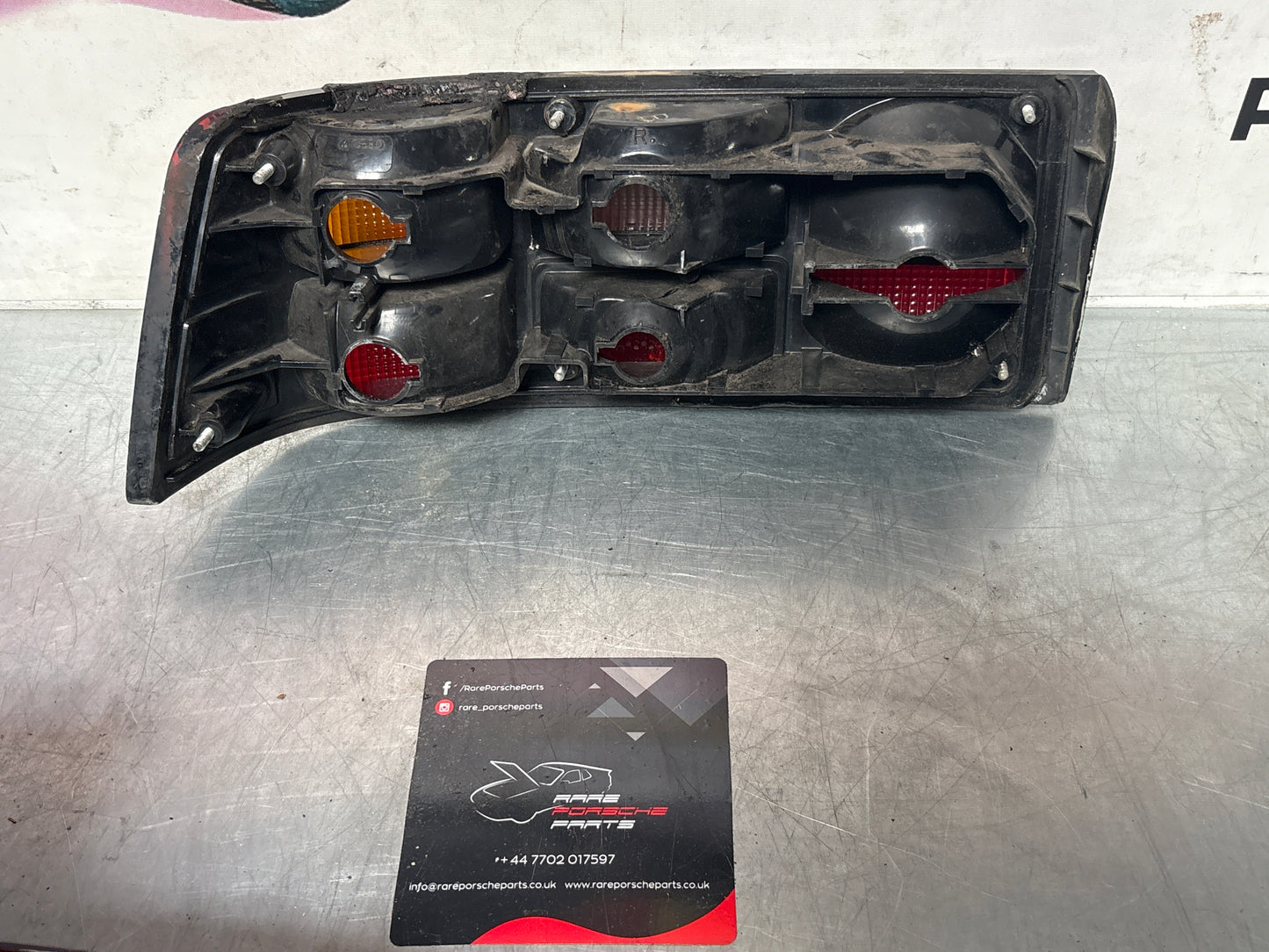 Porsche 944 right rear tail light 477945214 used