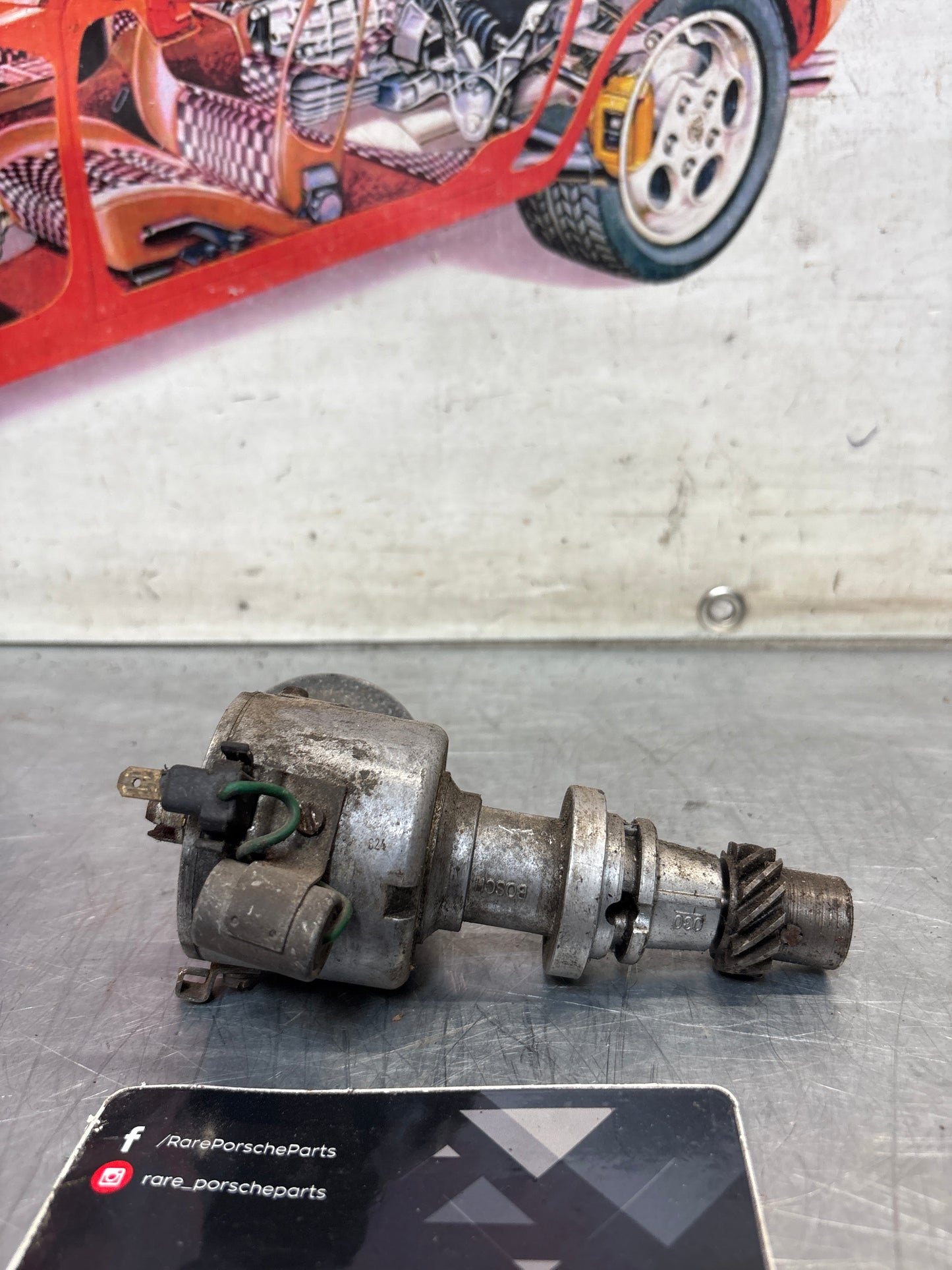 Porsche 924 ignition distributor, used 0231170202 / 047905205B