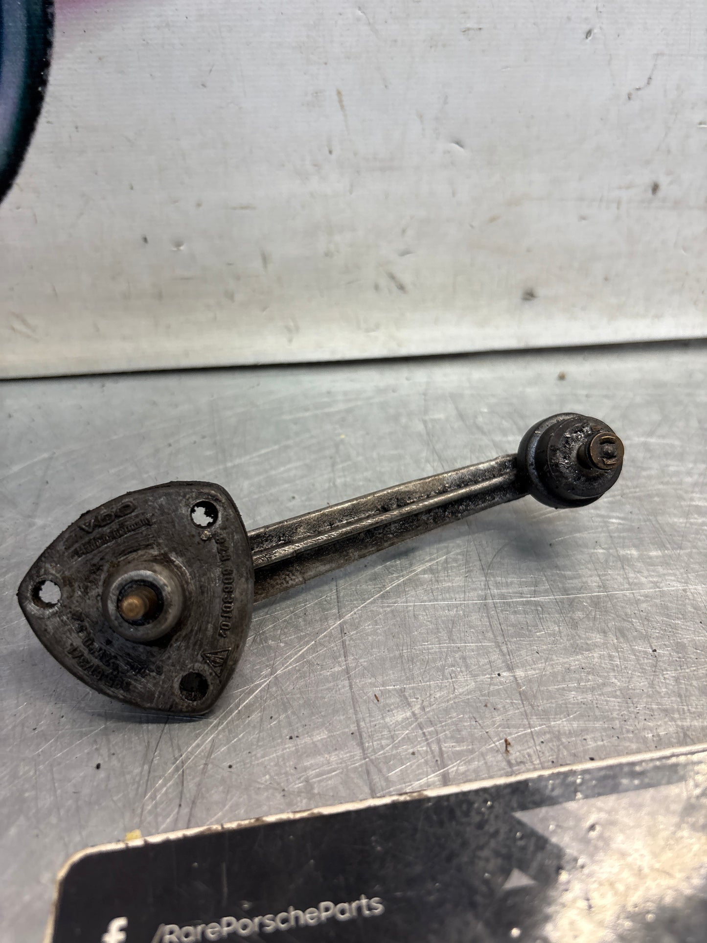 Porsche 928 oil level sender, used 92860630102