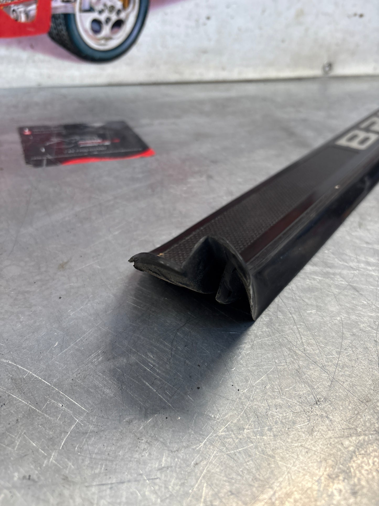 Porsche 928 scuff plate, door sill trim, left, N/S 92855105502 used