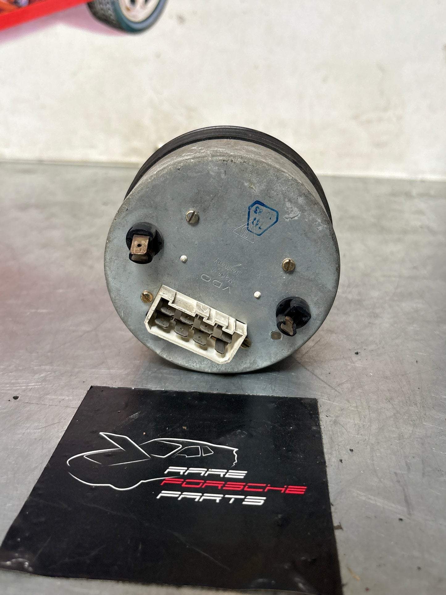 Porsche 944 Rev counter, used 94464120501