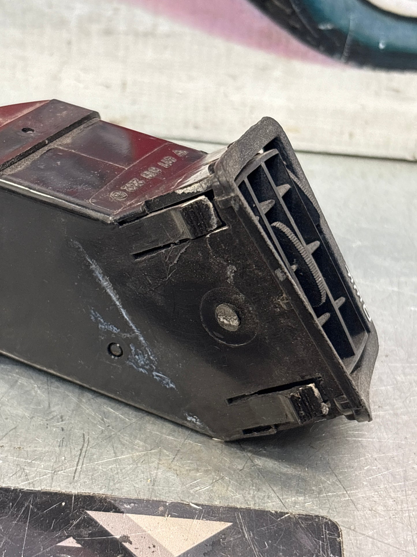 Porsche 924/944 Black dash air vent. Right hand, with connecting piece 477819232 / 477819717 used