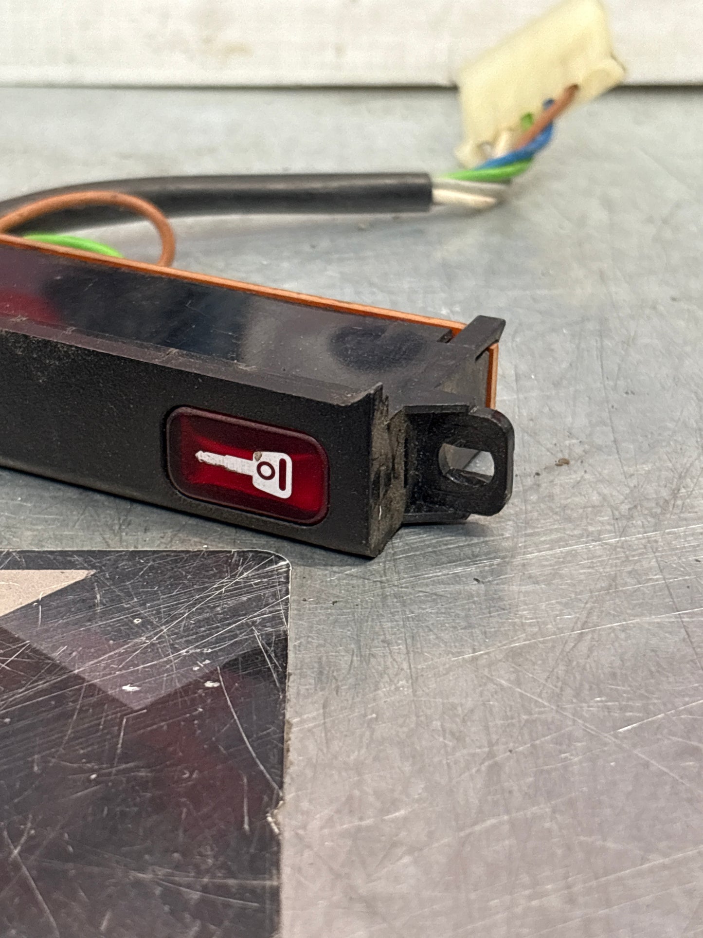 Porsche 928 front center dash panel, used 92864160922