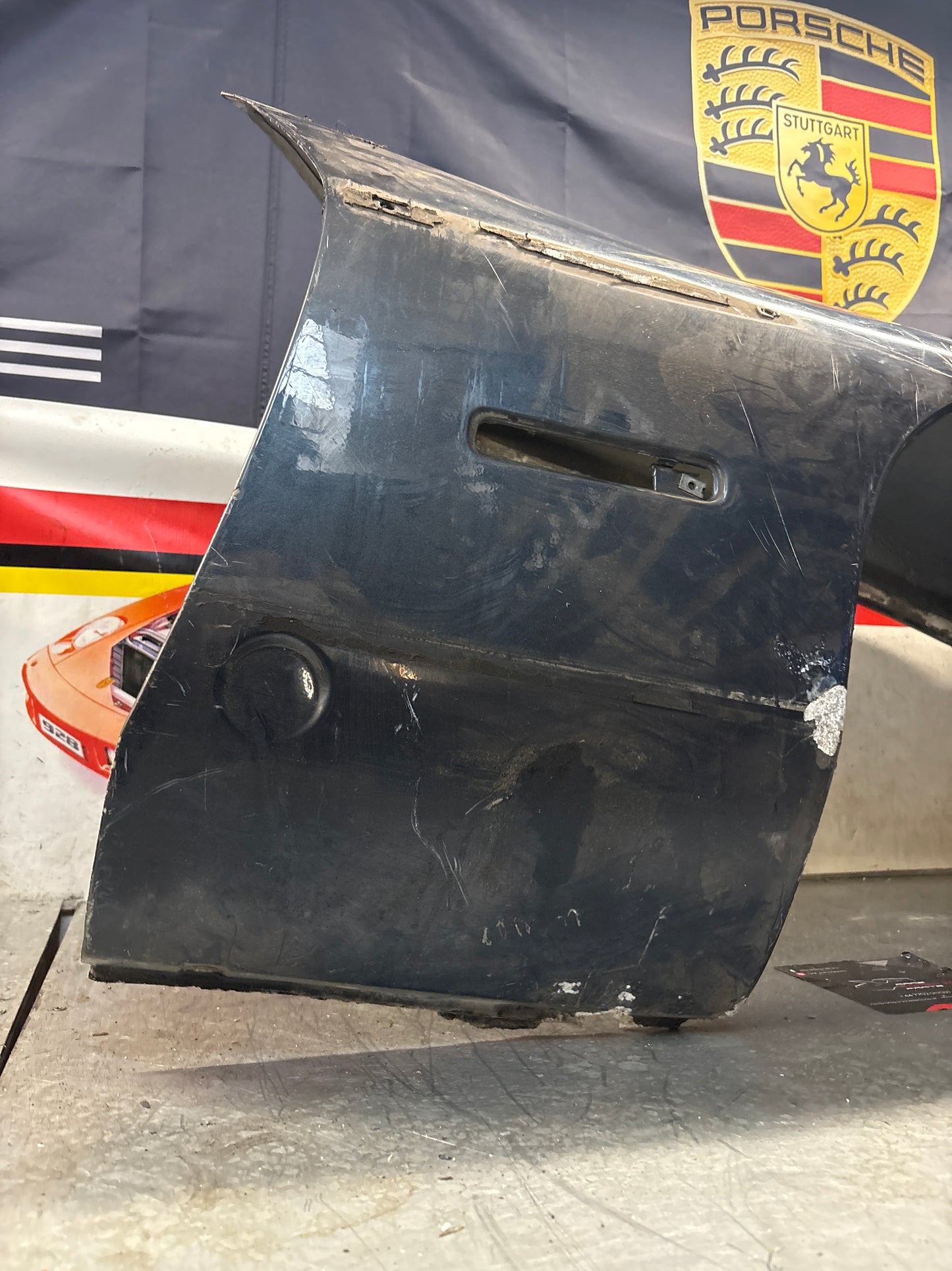 Porsche 928 S4 GT front right wing, used, 92850301211