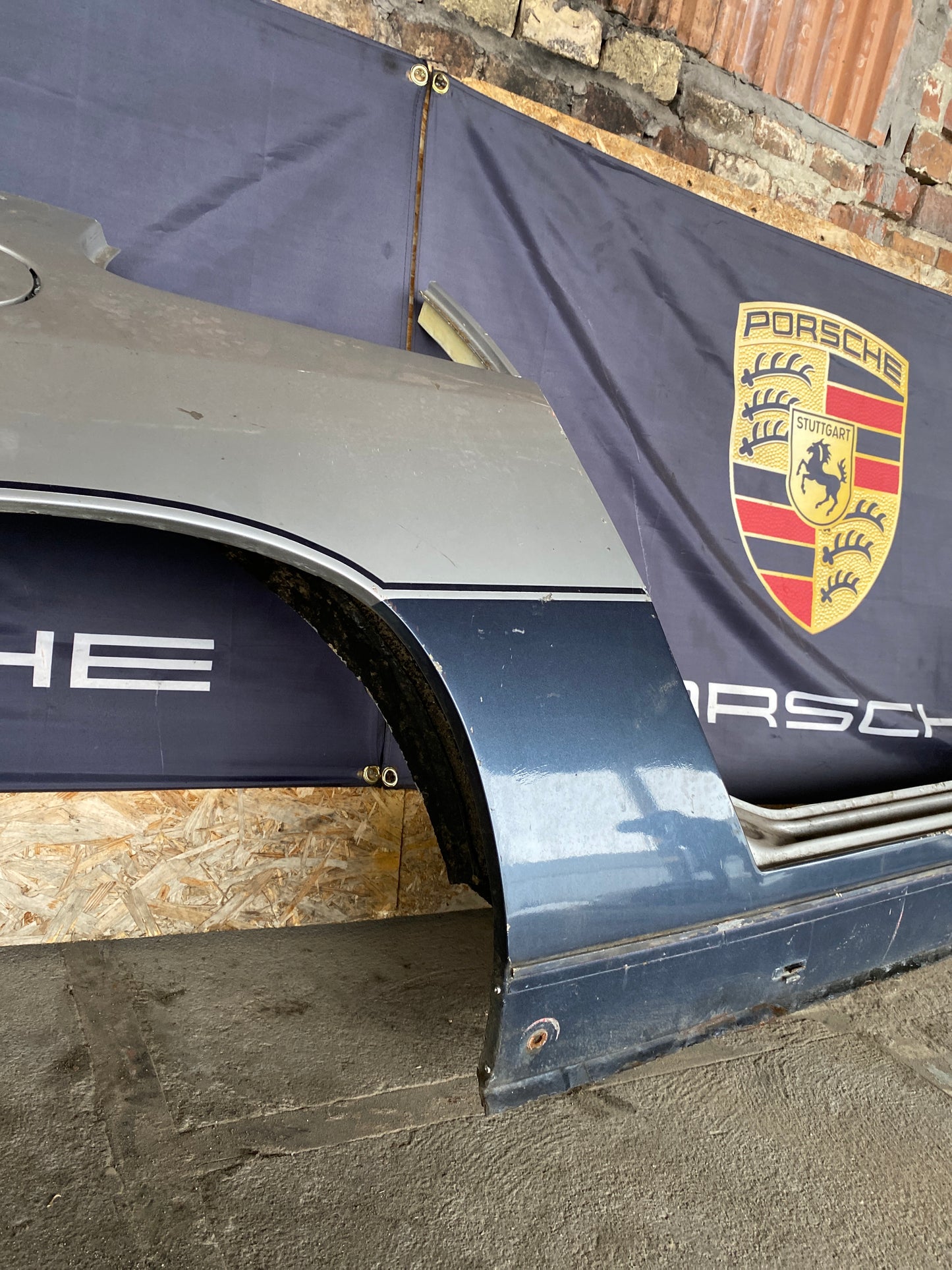 Porsche 944 Right side cut, rear fender with sill 94450390403, 94450361200