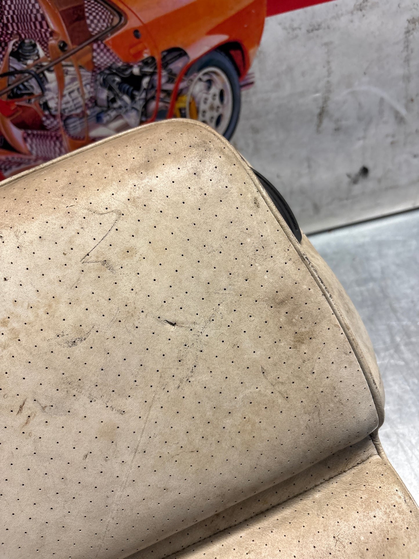 Porsche 928 rear seat backrest, pearl white, used 92852203752