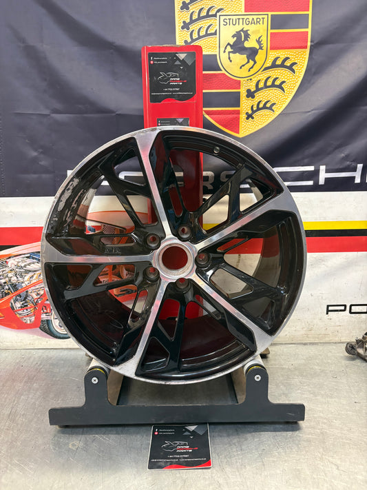 Porsche taycan sport turismo wheel, 9J1601025AM spares or repair