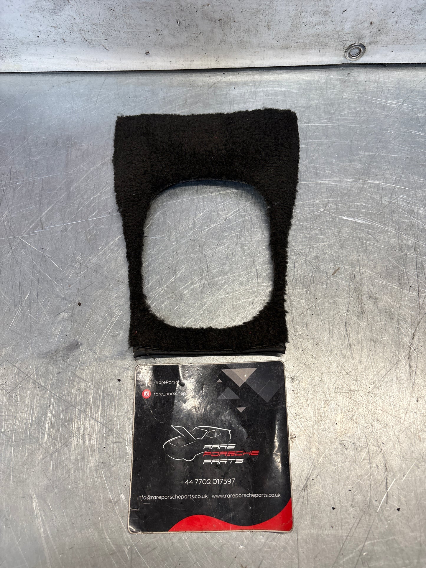 Porsche 924 76-82 centre console carpet centre trim black 477863749 used