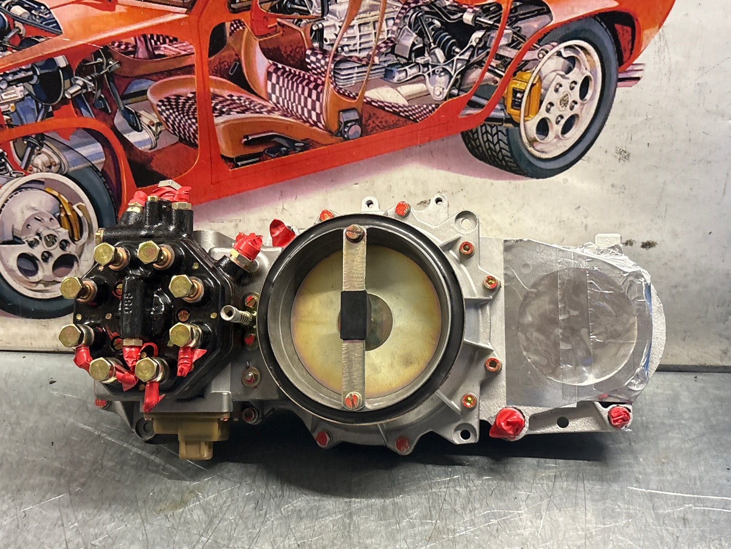 Porsche 928 throttle body, refurbished 9281101935R / 0438120142 / 0438100027