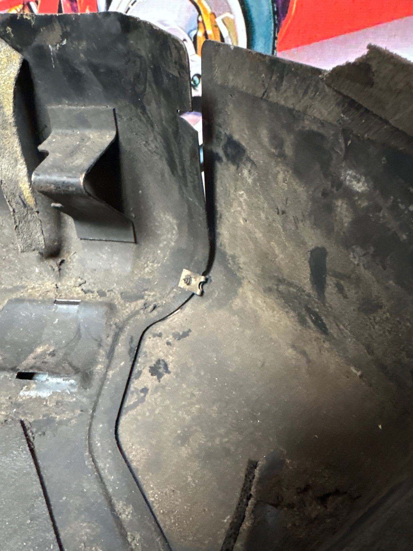 Porsche 944 85.5- fuel pump cover plate 94420133100