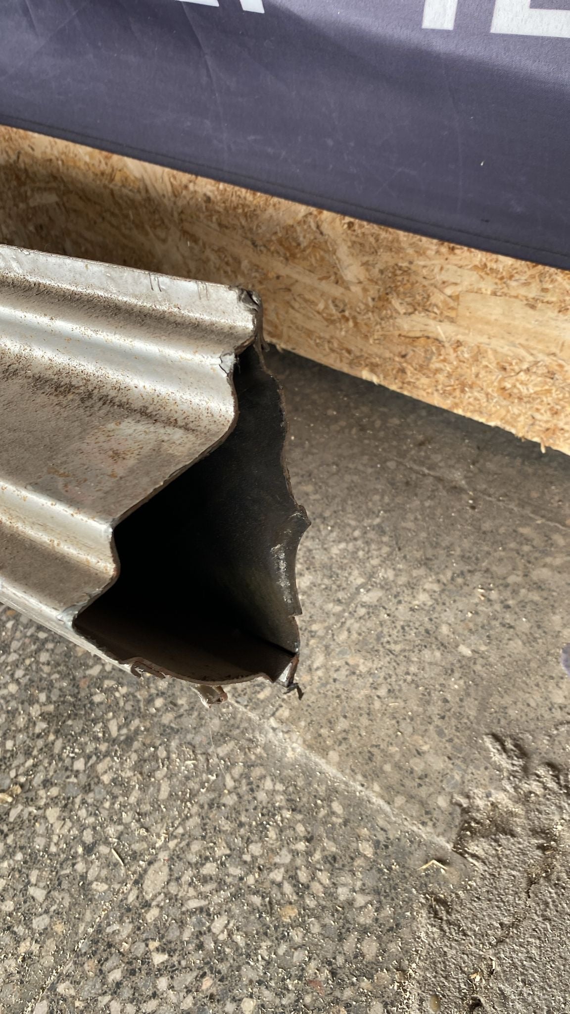 Porsche 924 Right sill / fender section, 477809602B cut