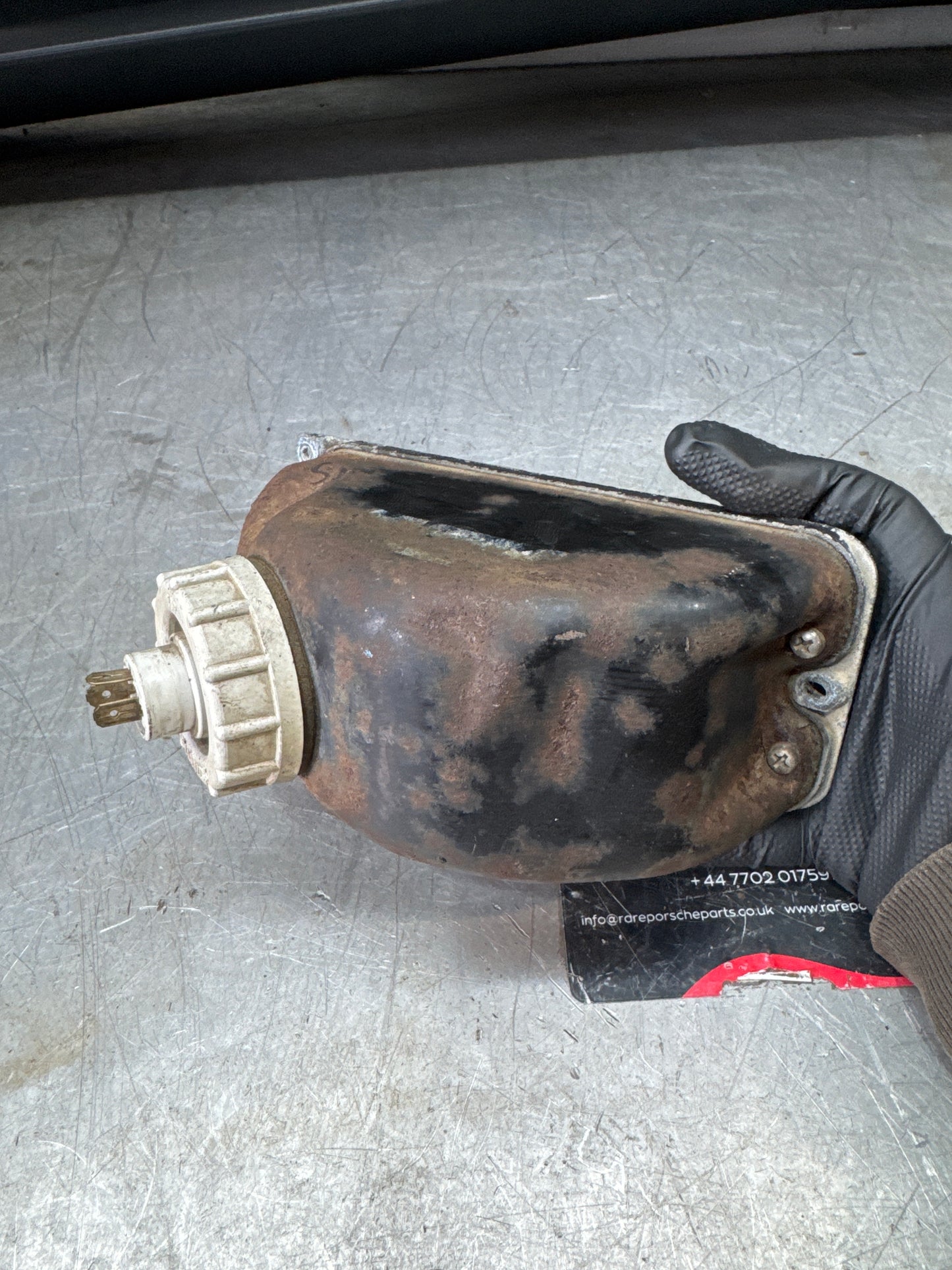 Porsche 924 Front left driving light, Used 477941751D