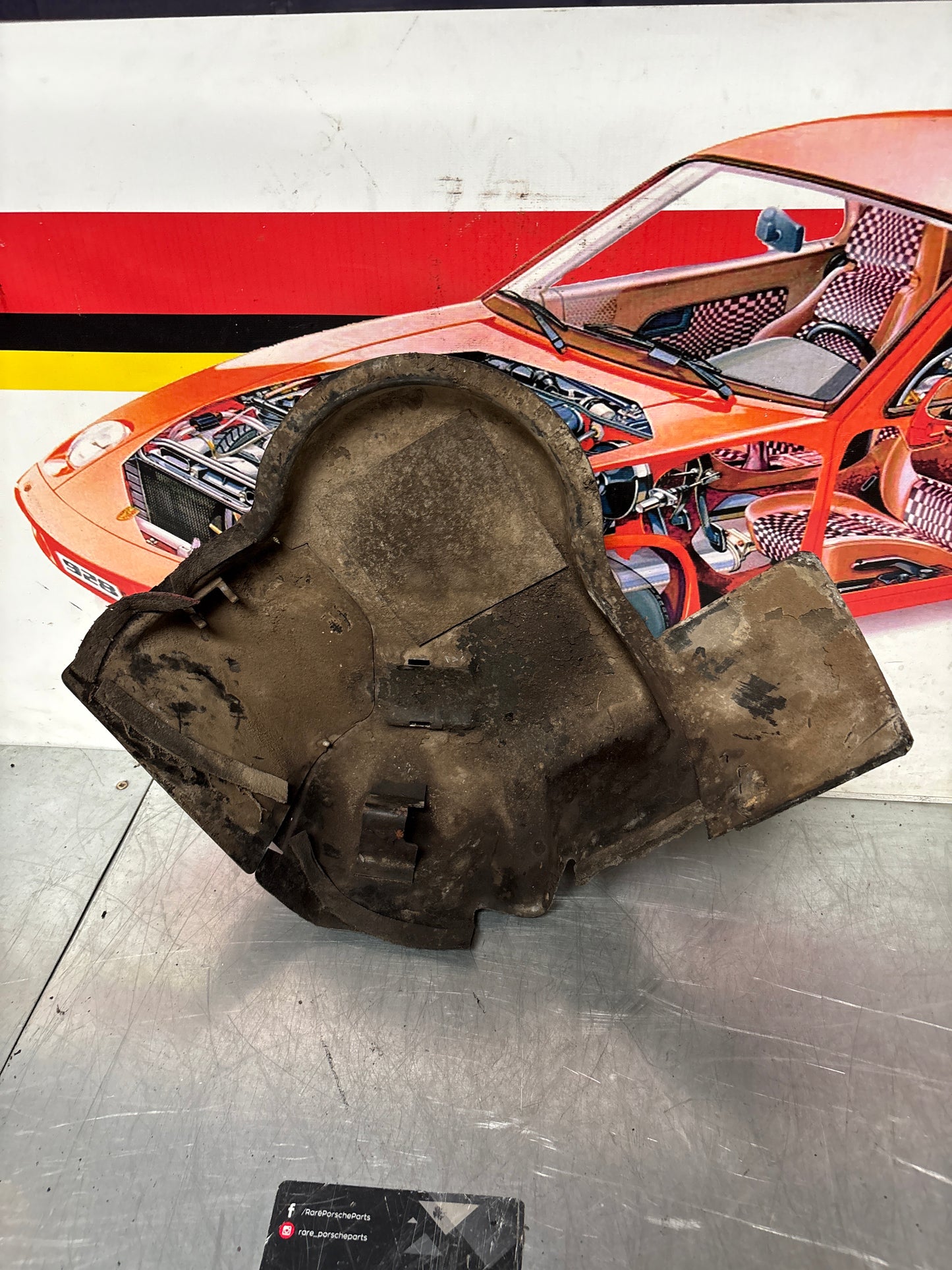 Porsche 944 85.5- fuel pump cover plate,used  94420133100